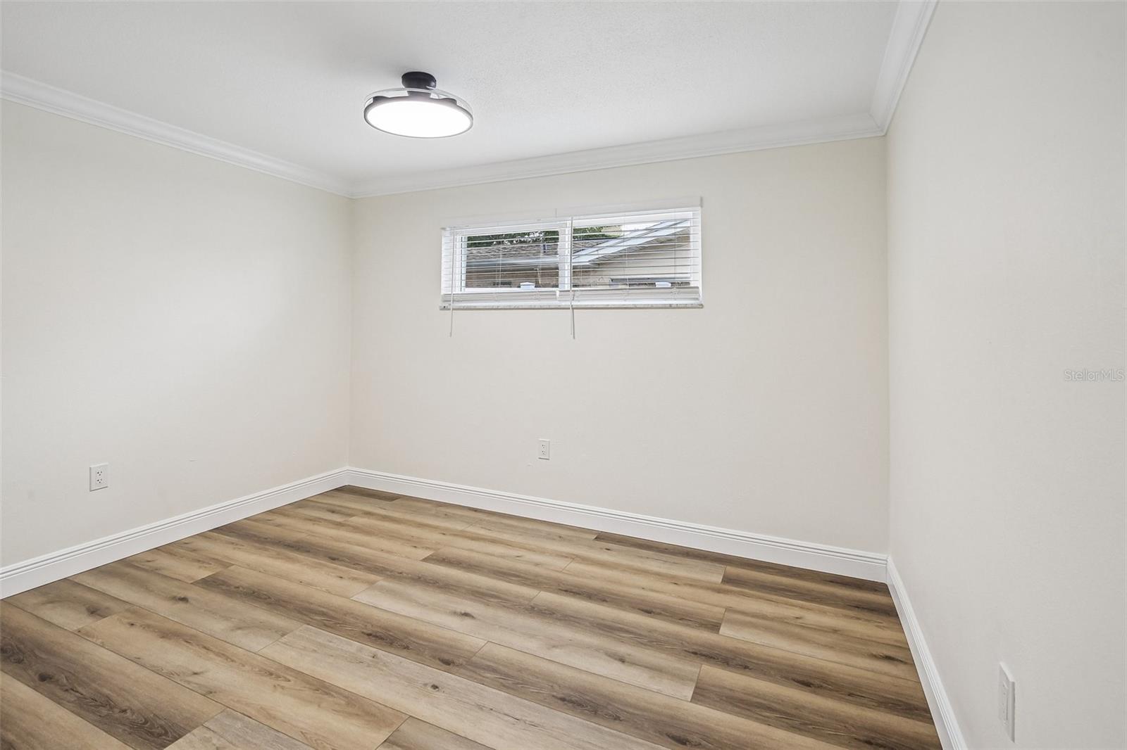COLLEGE PARK - Residential