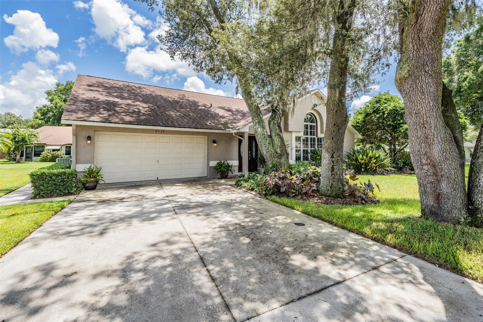SILVER OAKS - Residential