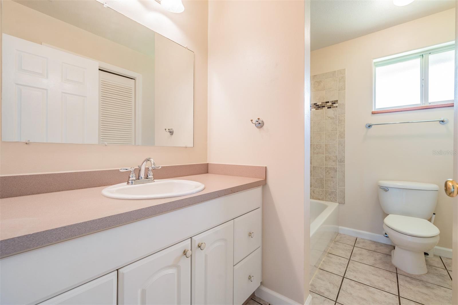 SILVER OAKS - Residential