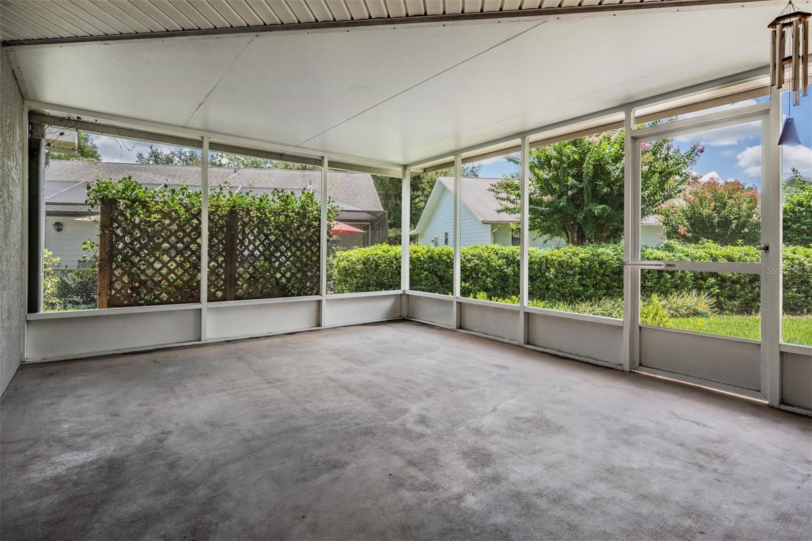 SILVER OAKS - Residential