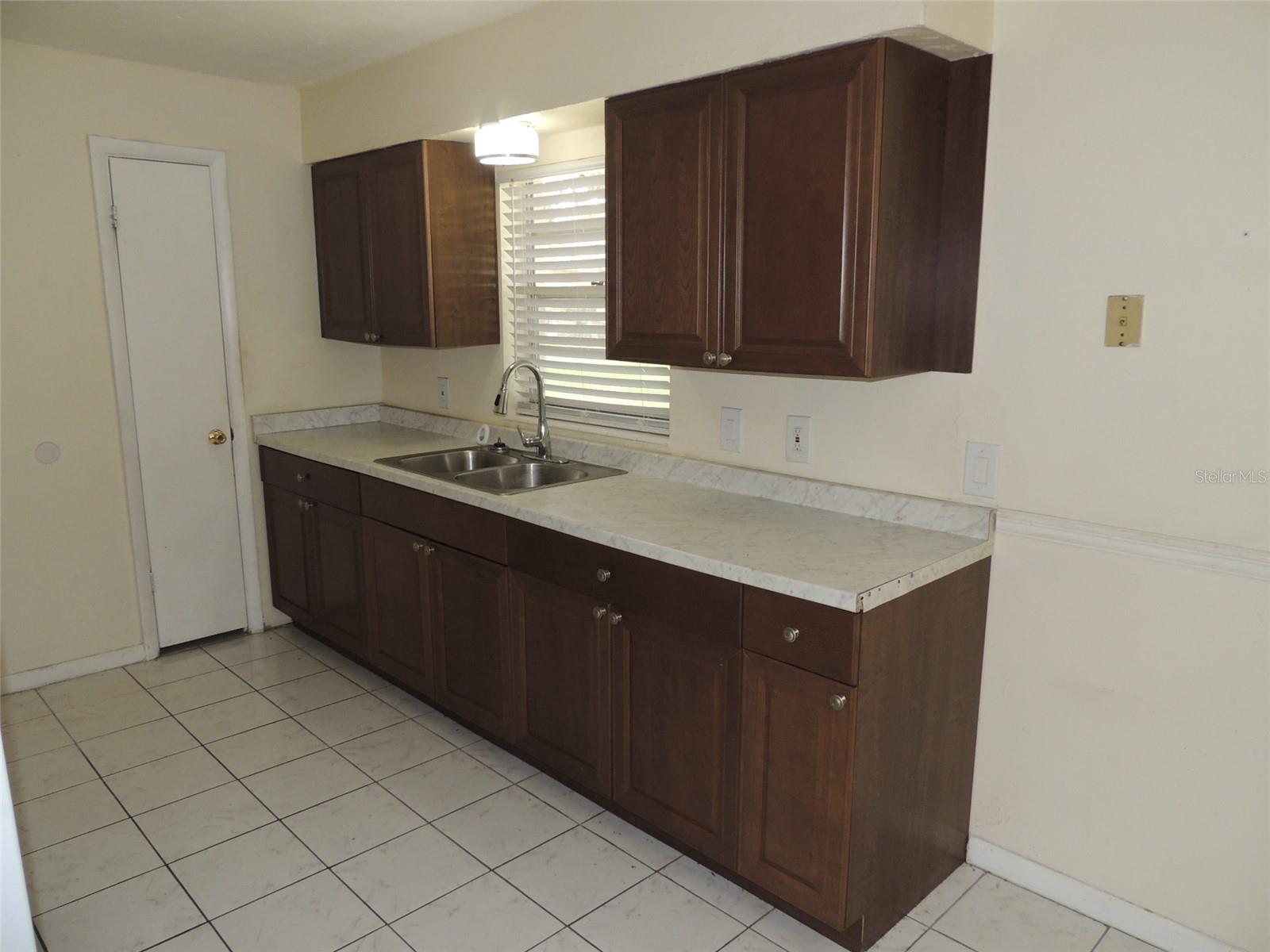 OAKVILLA SUBDIVISION - Residential