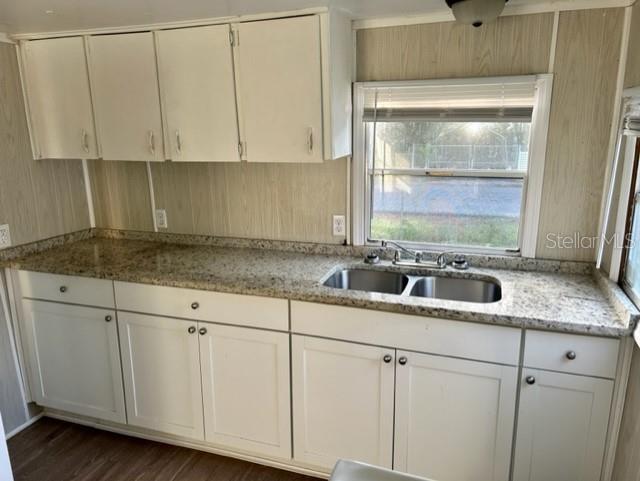 EDGEWOOD PARK - Residential