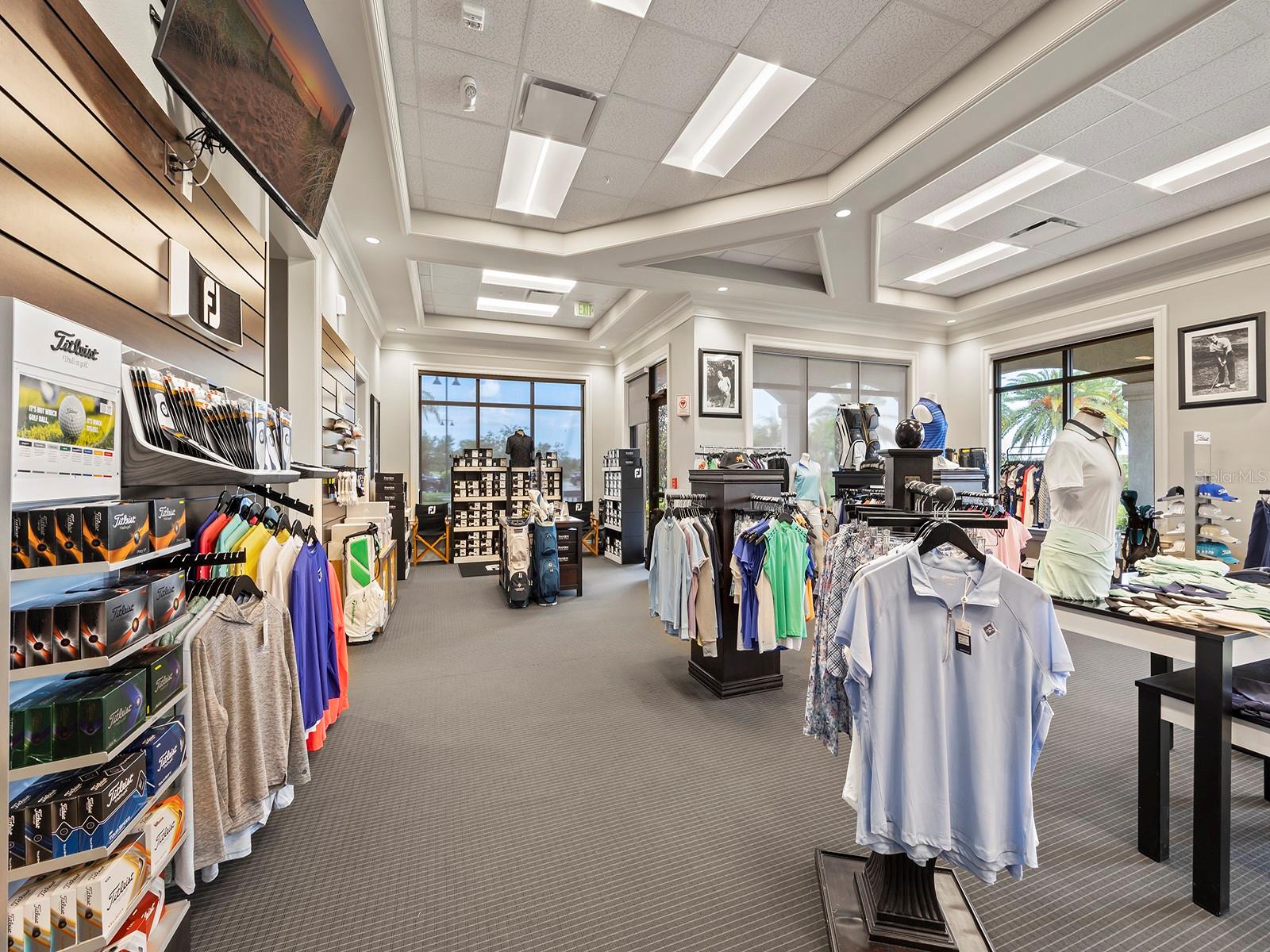 LAKEWOOD NATIONAL - Residential