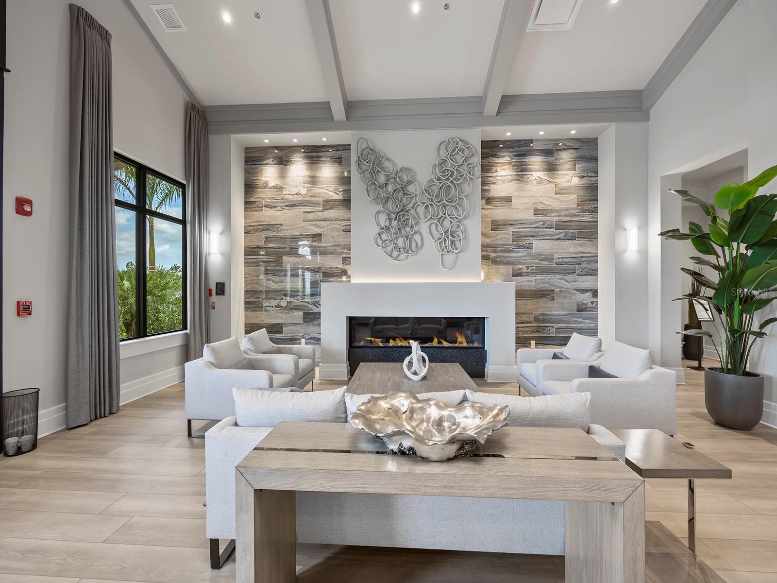 LAKEWOOD NATIONAL - Residential