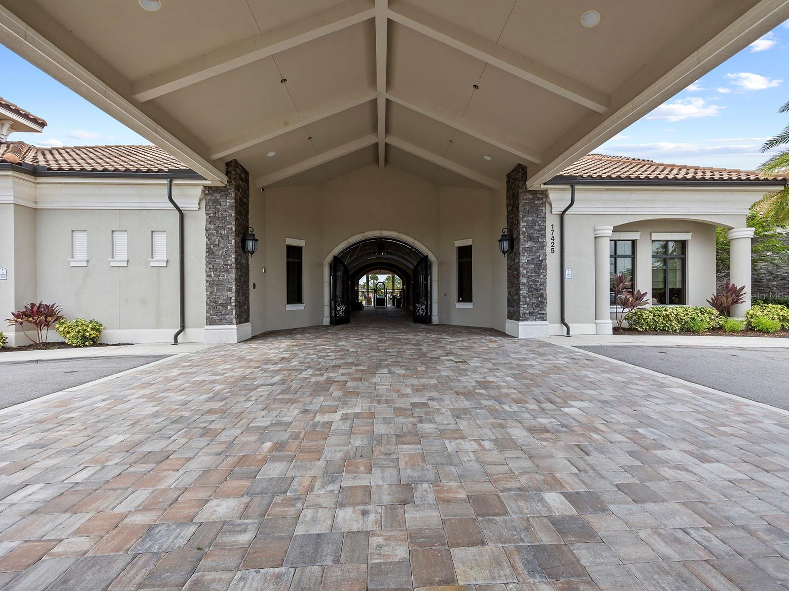 LAKEWOOD NATIONAL - Residential