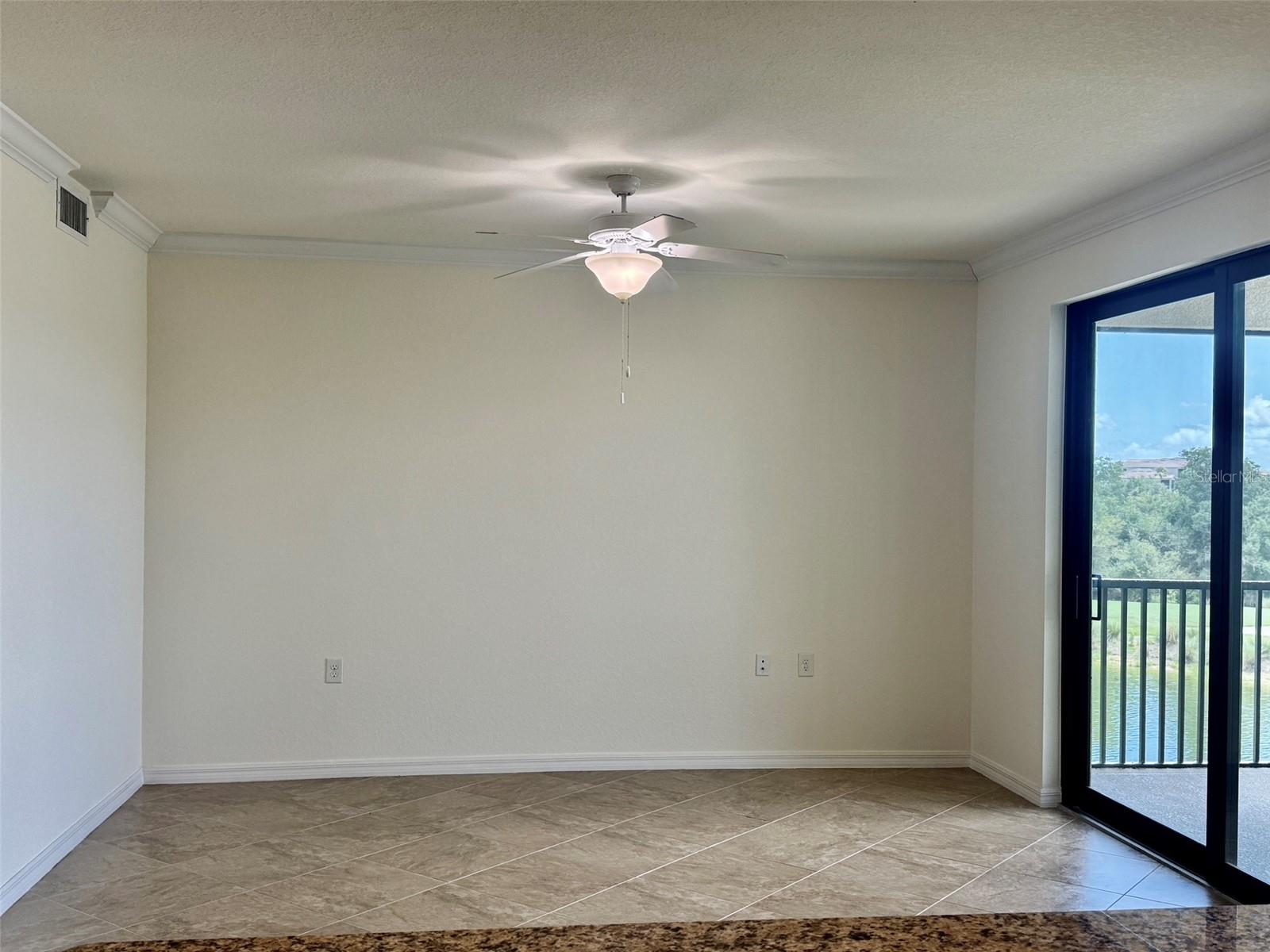 LAKEWOOD NATIONAL - Residential