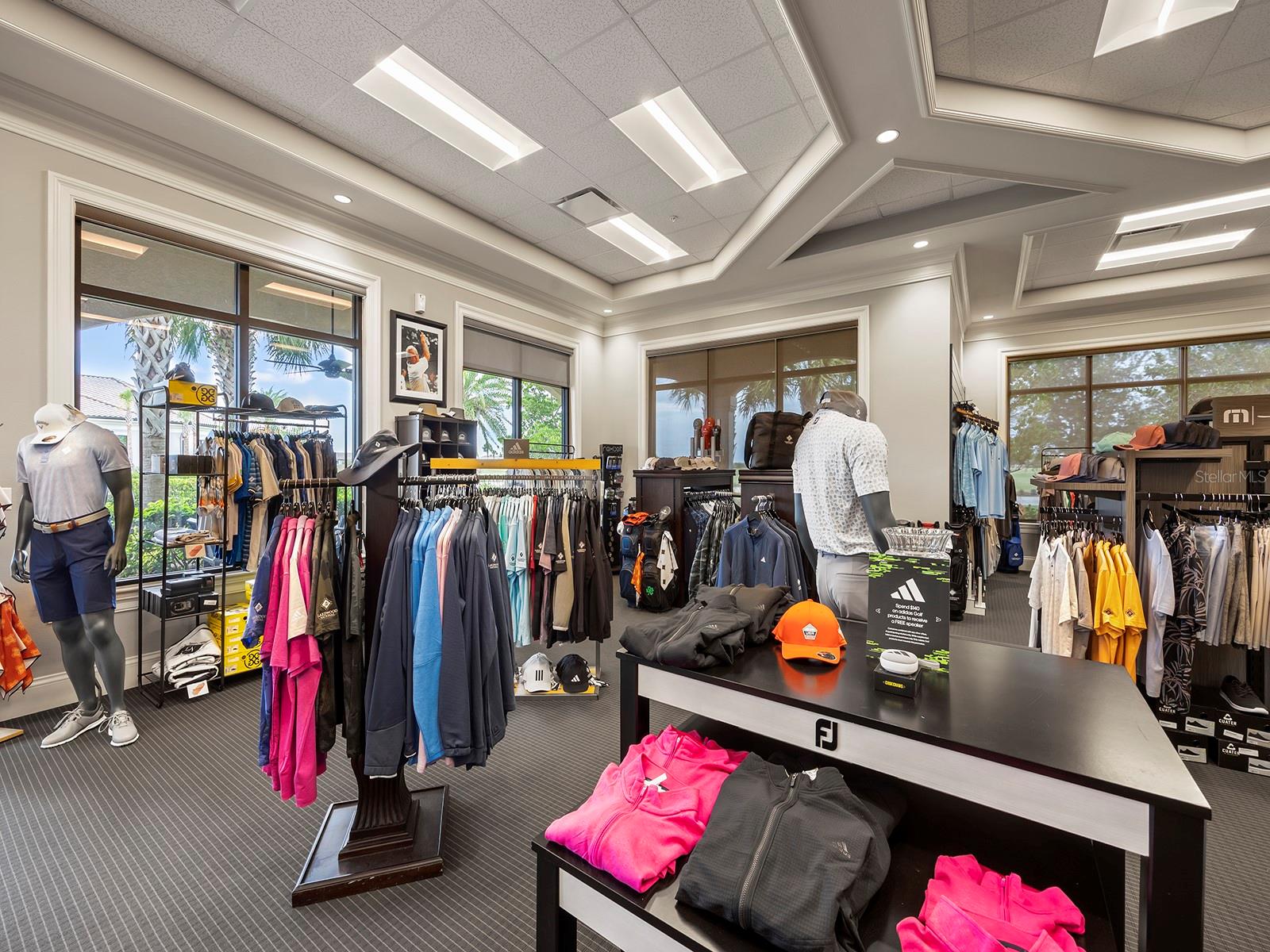 LAKEWOOD NATIONAL - Residential