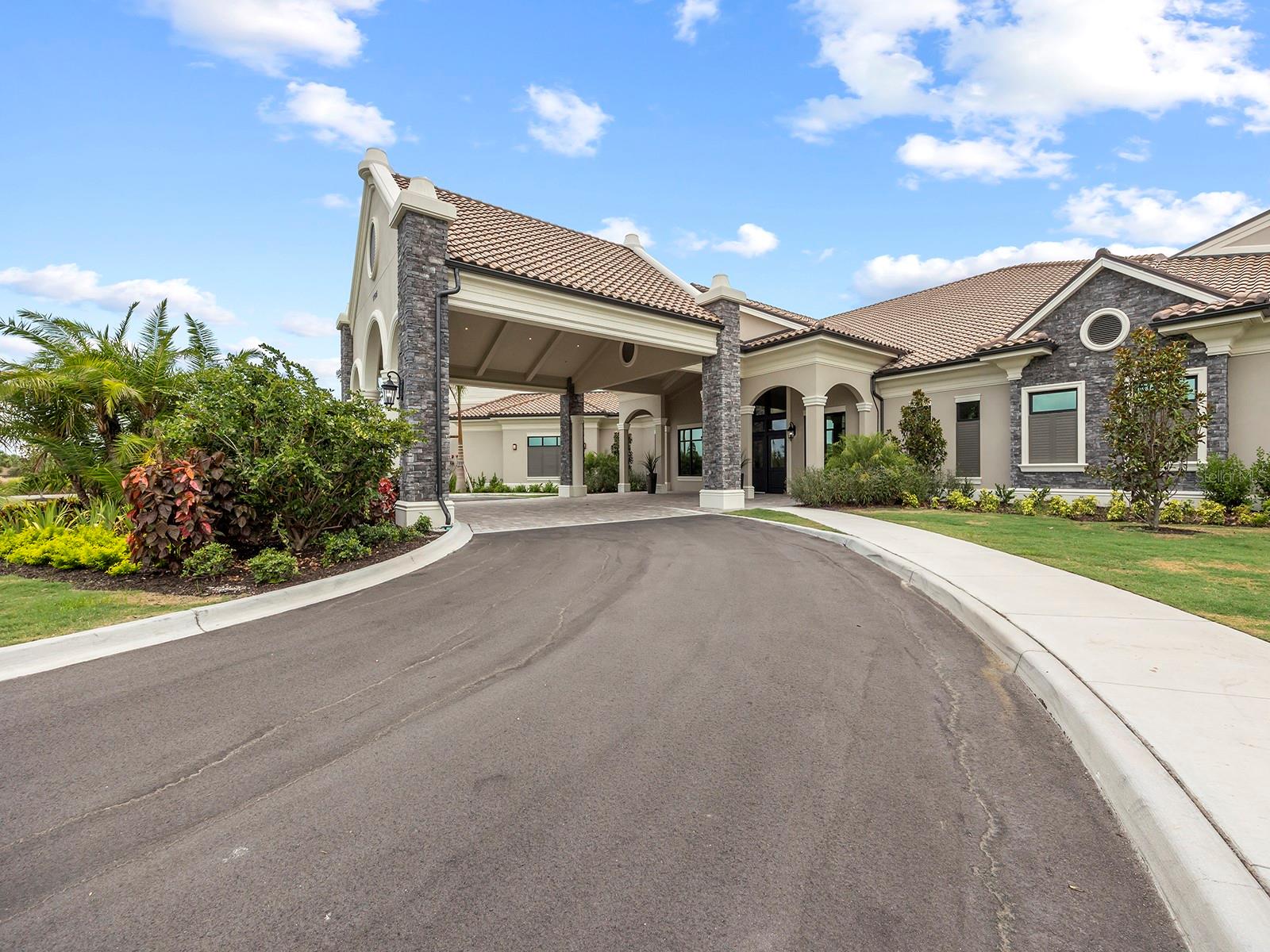 LAKEWOOD NATIONAL - Residential