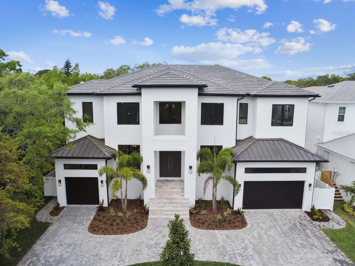 SUNSET PARK - Residential