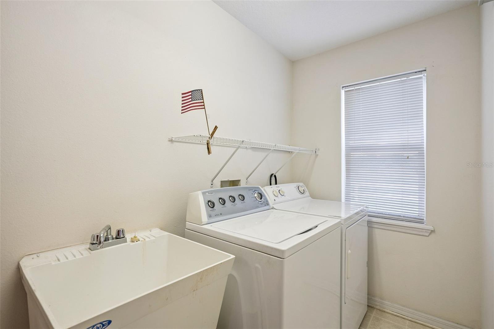 GLENDALE - Residential