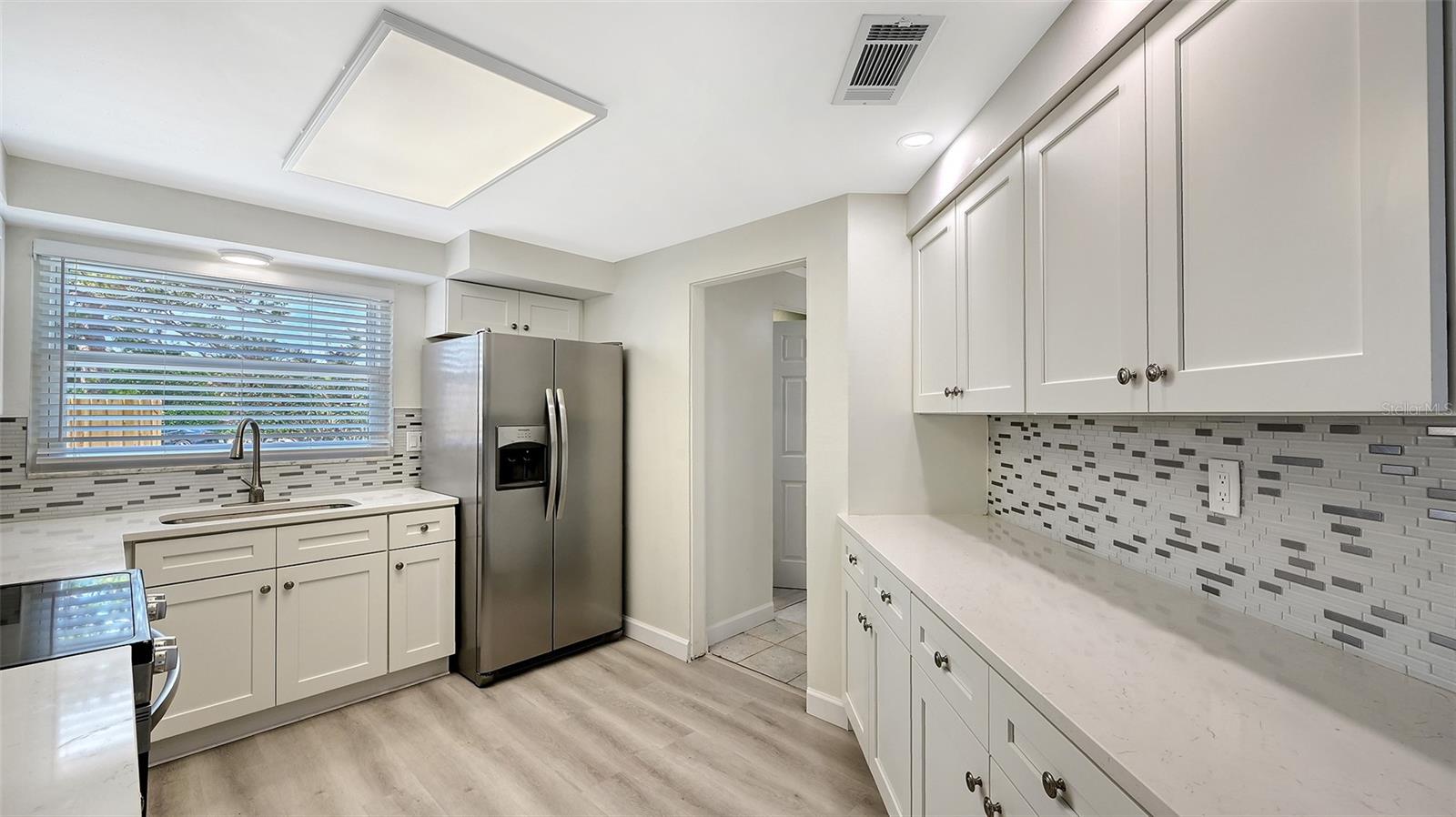 GULF GATE - Residential Lease