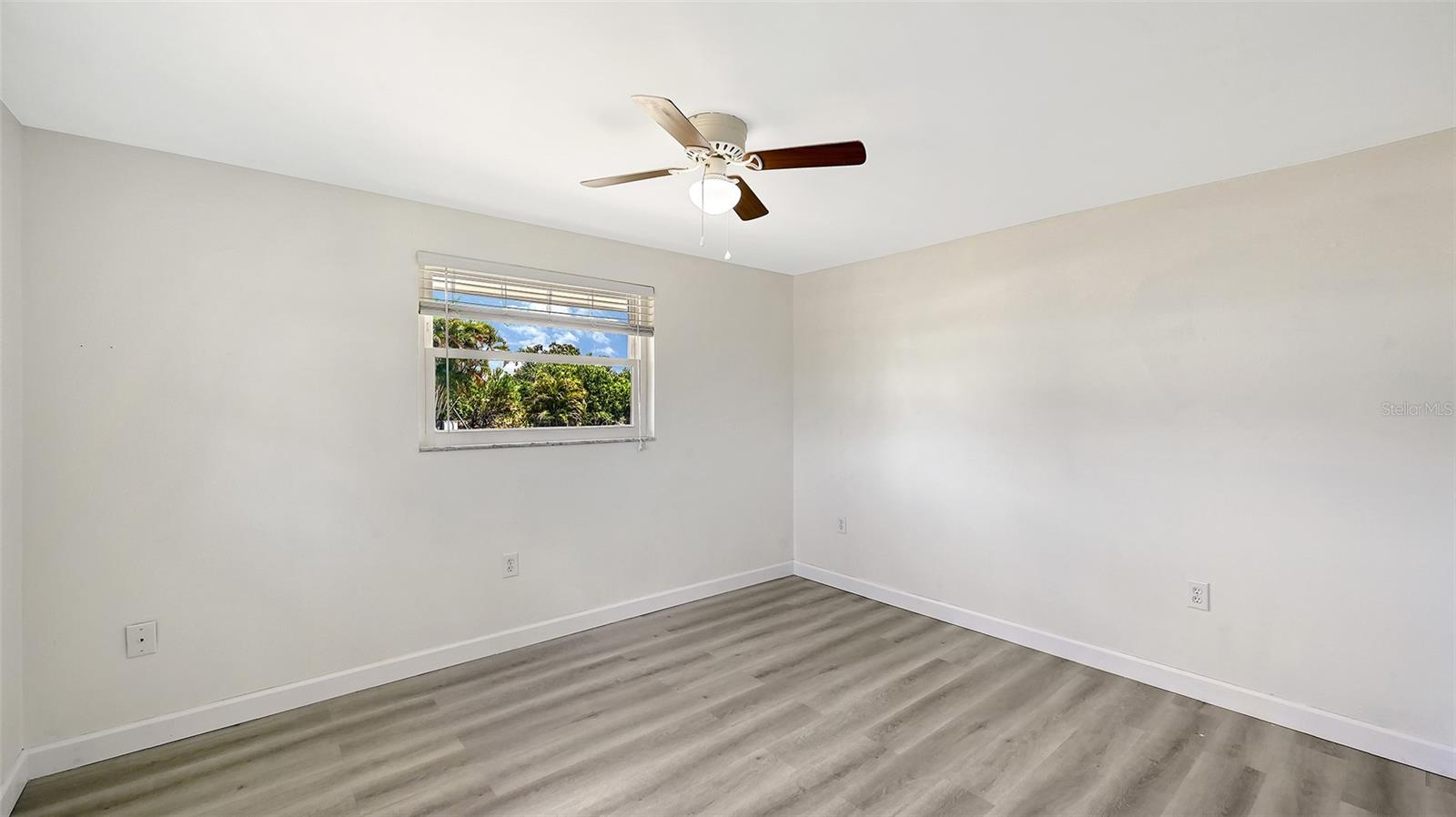 GULF GATE - Residential Lease