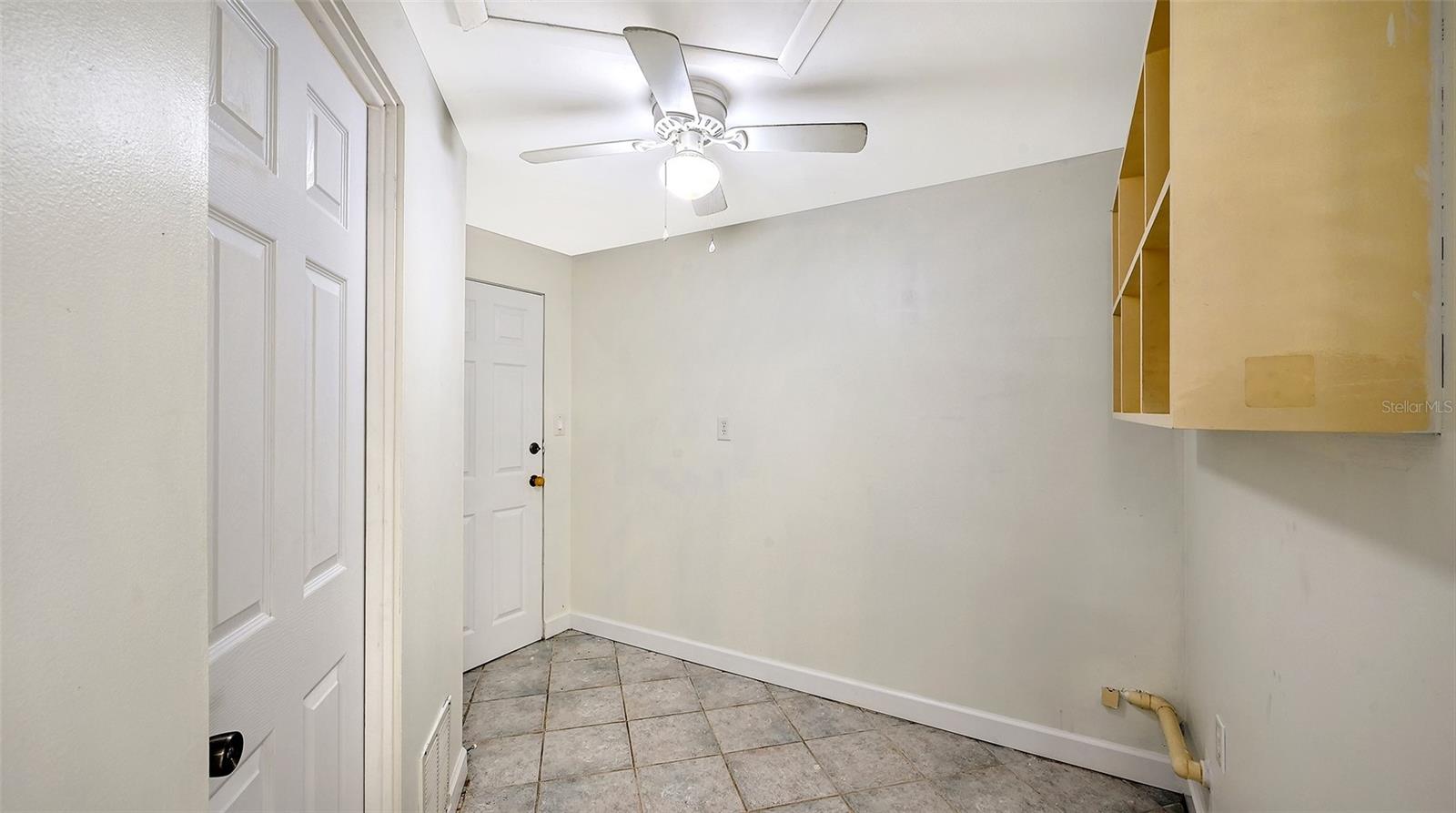 GULF GATE - Residential Lease