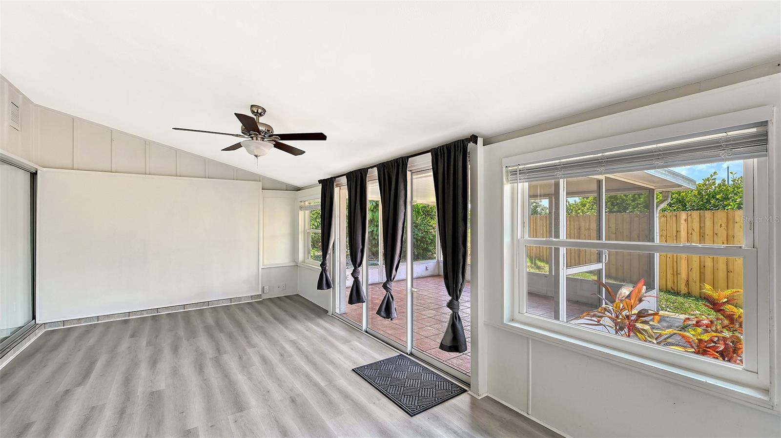 GULF GATE - Residential Lease