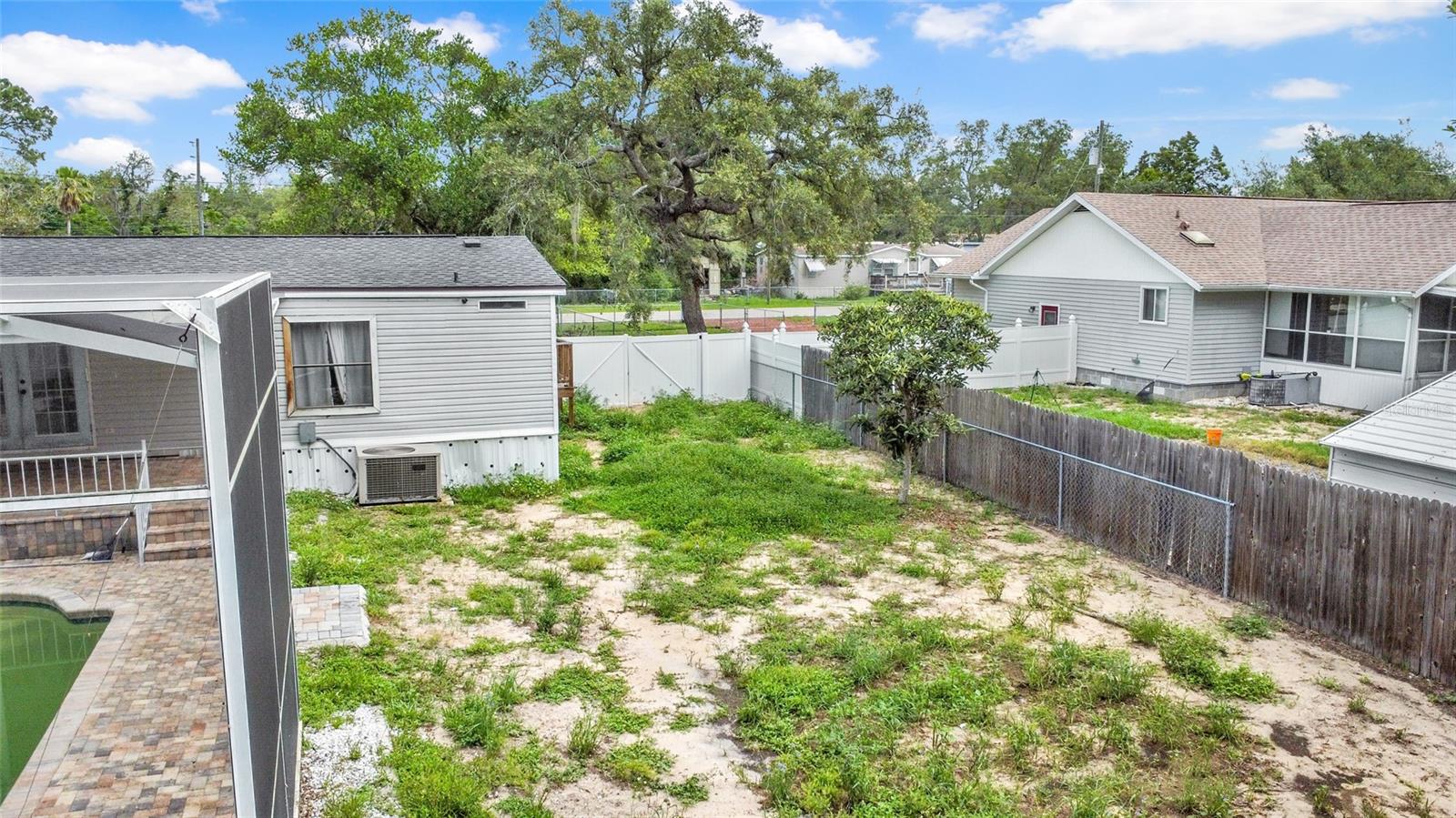 WEEKI WACHEE ACRES - Residential
