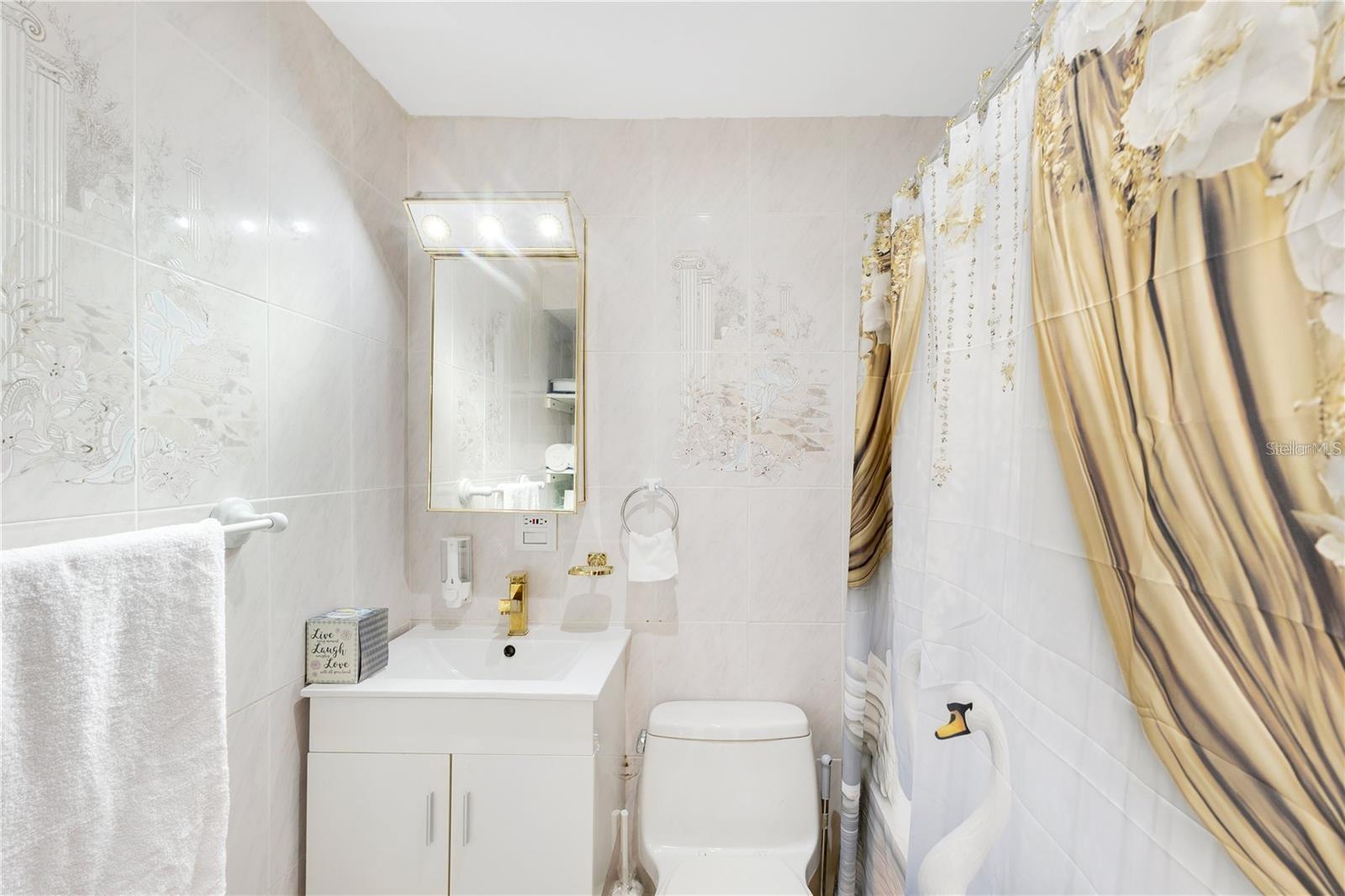 CONDOMINIO TROPICANA - Residential Lease