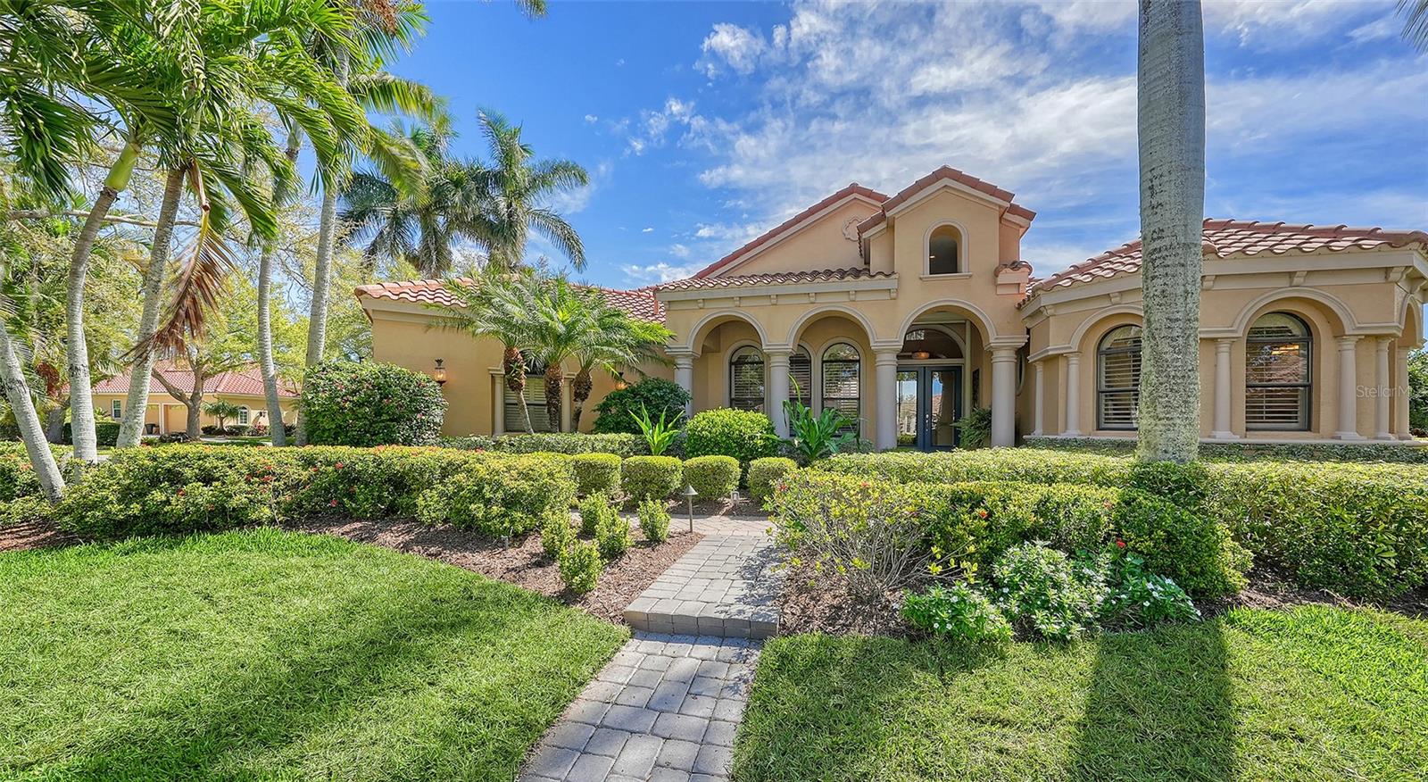 SILVER OAKS - Residential