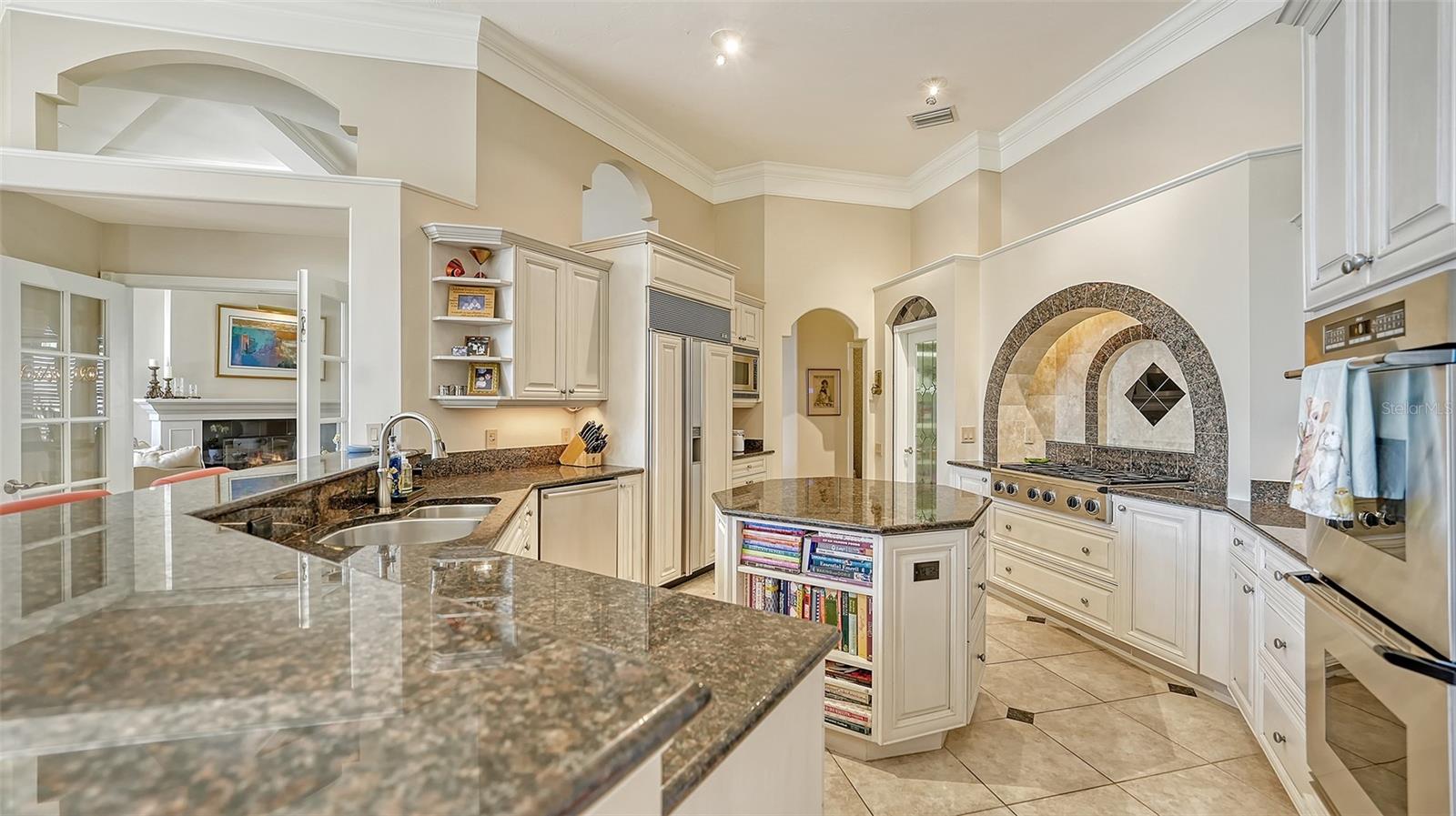 SILVER OAKS - Residential