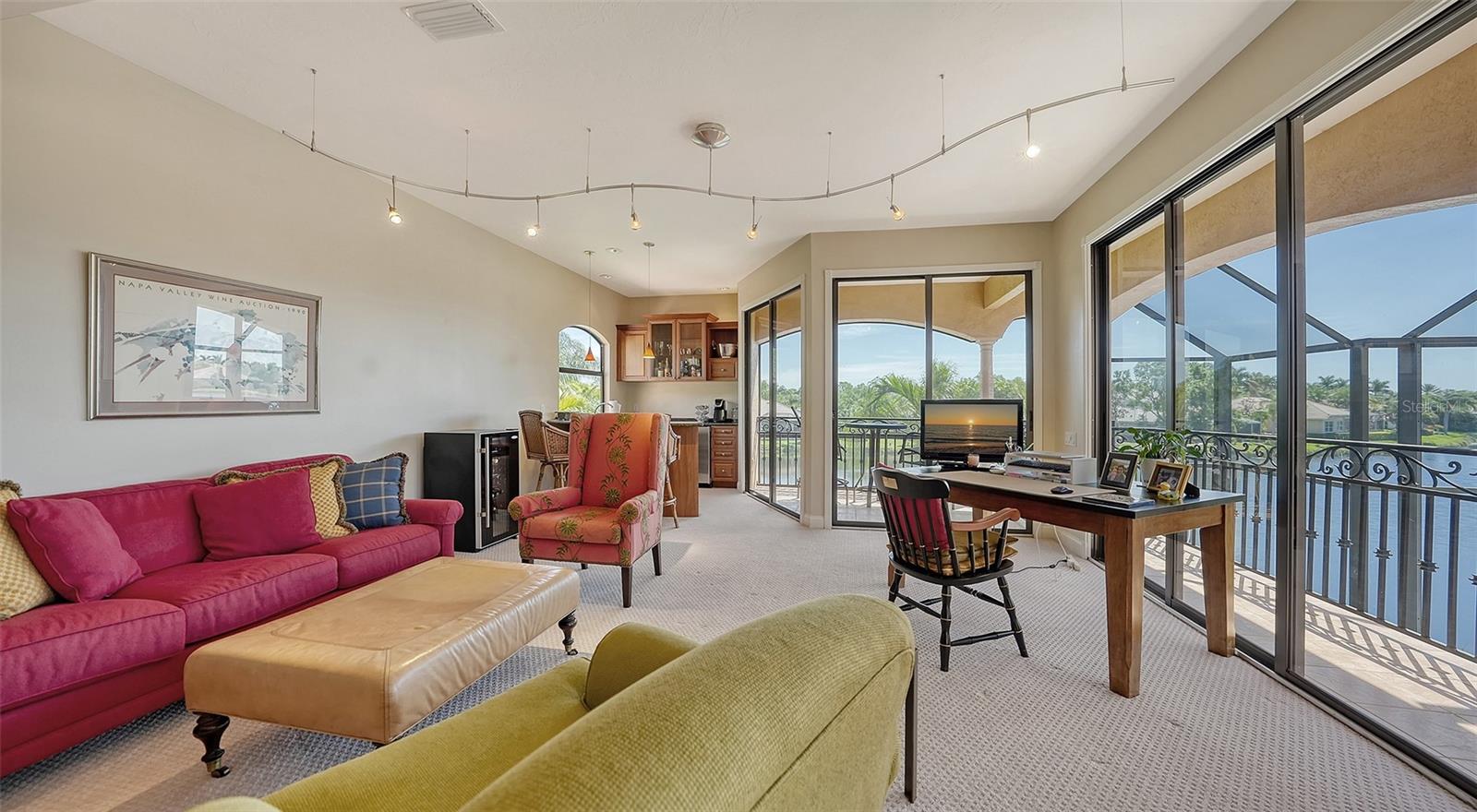 SILVER OAKS - Residential