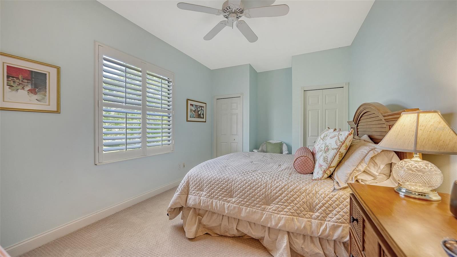 SILVER OAKS - Residential
