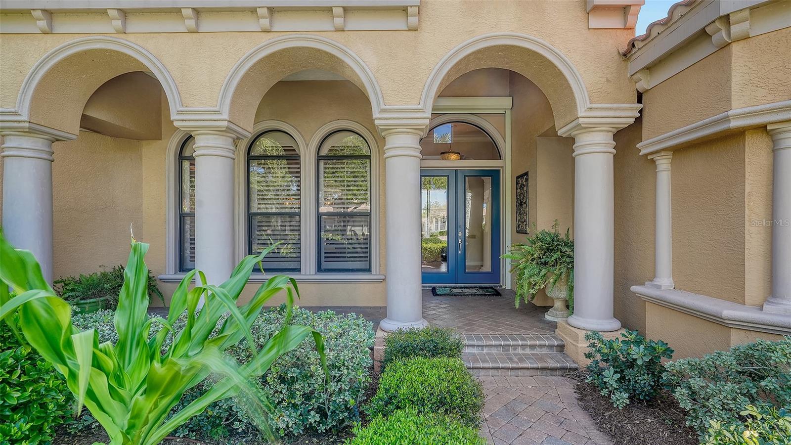 SILVER OAKS - Residential
