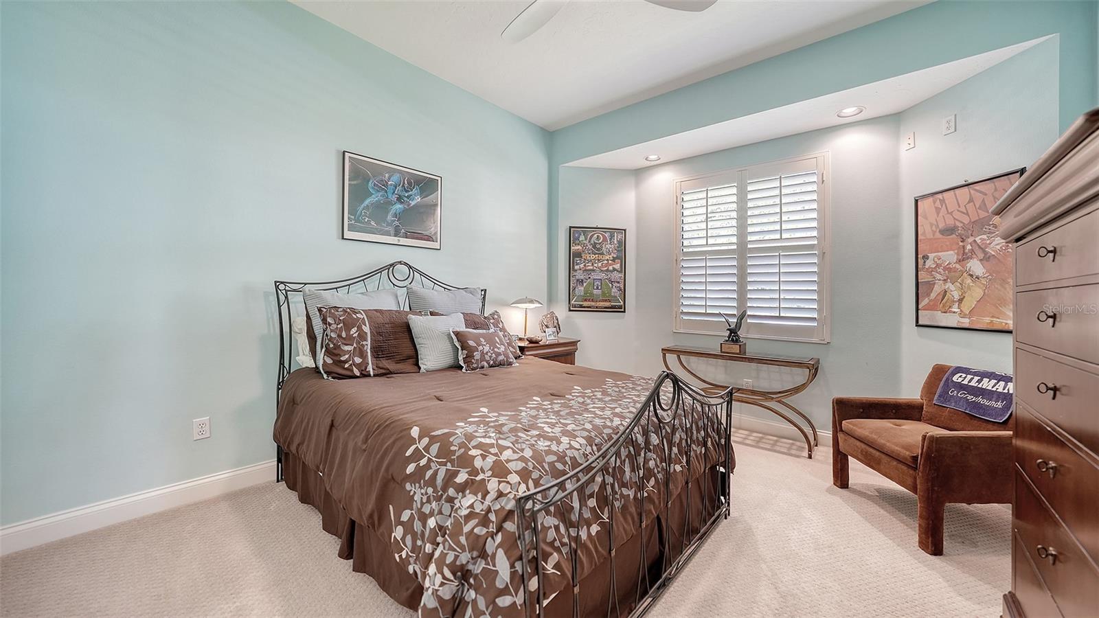 SILVER OAKS - Residential