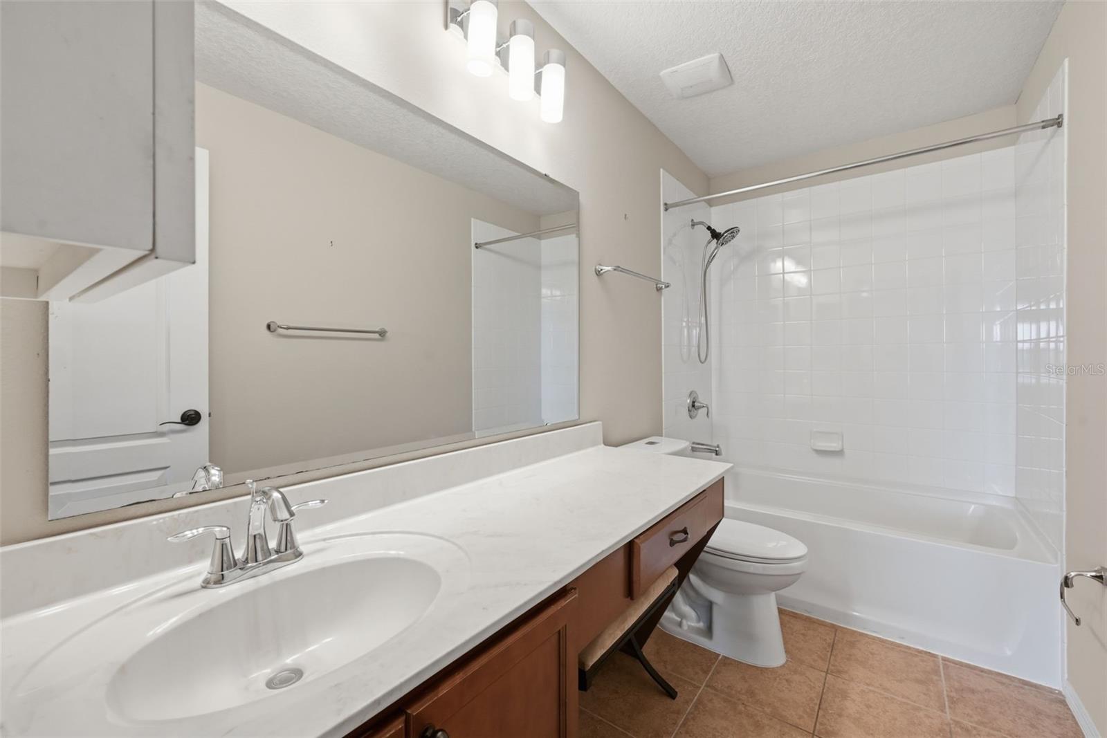 SHINGLE CREEK RESERVE AT THE OAKS PH 7 REP 2 - Residential