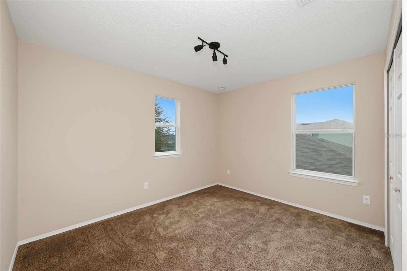 SHINGLE CREEK RESERVE AT THE OAKS PH 7 REP 2 - Residential