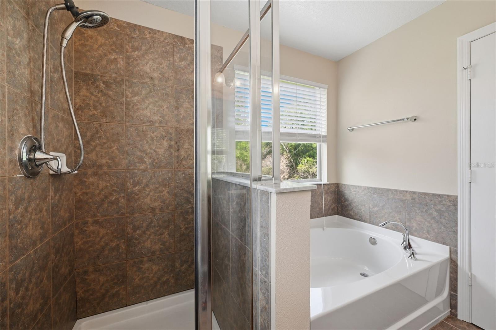 SHINGLE CREEK RESERVE AT THE OAKS PH 7 REP 2 - Residential