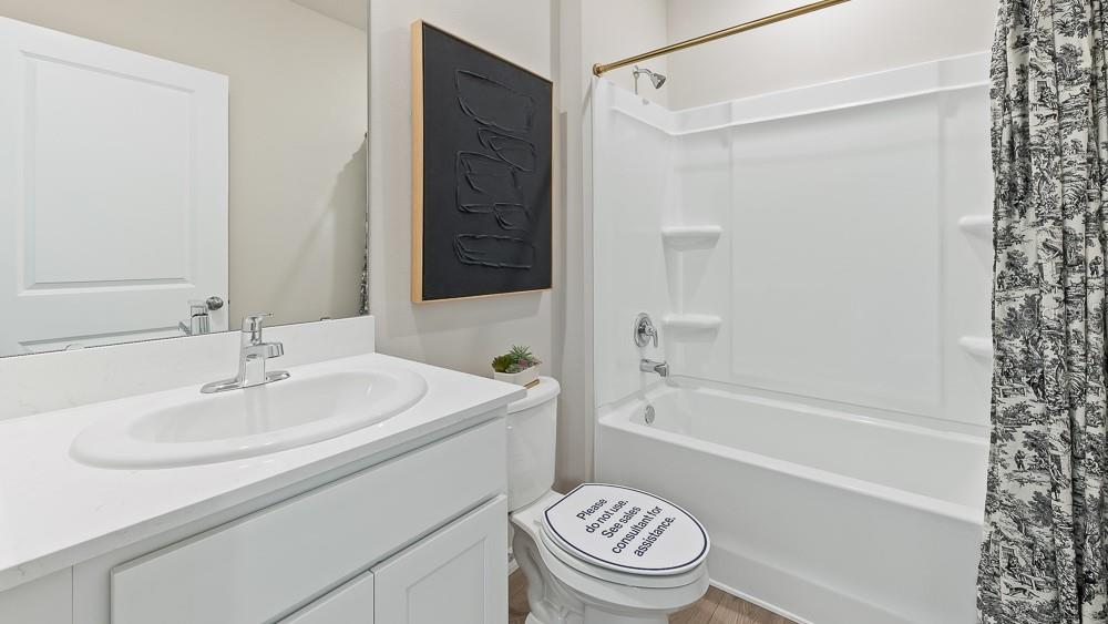 OAKFIELD TRAILS - Residential