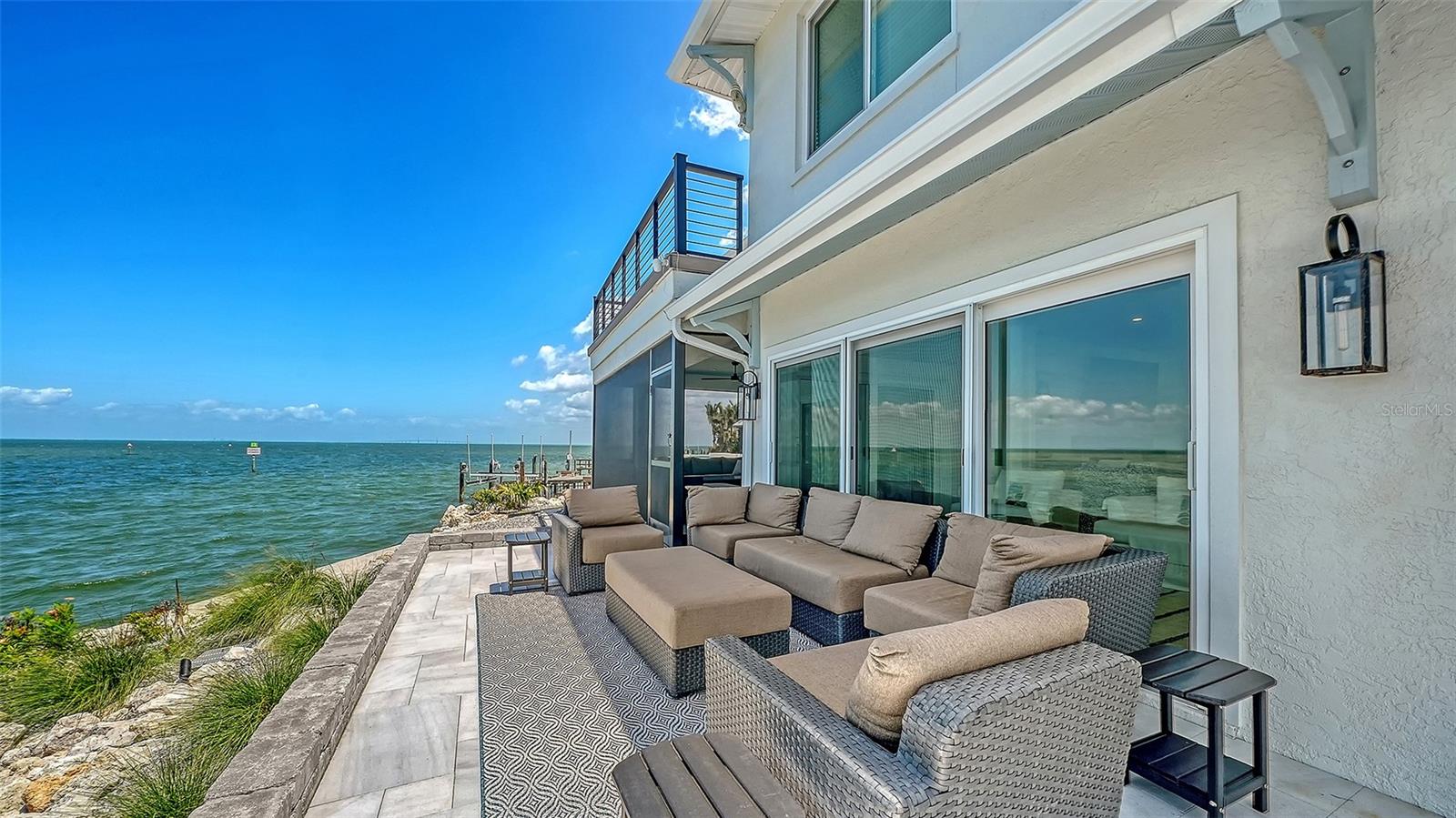 NORTH POINT HARBOUR UNIT THREE - Residential