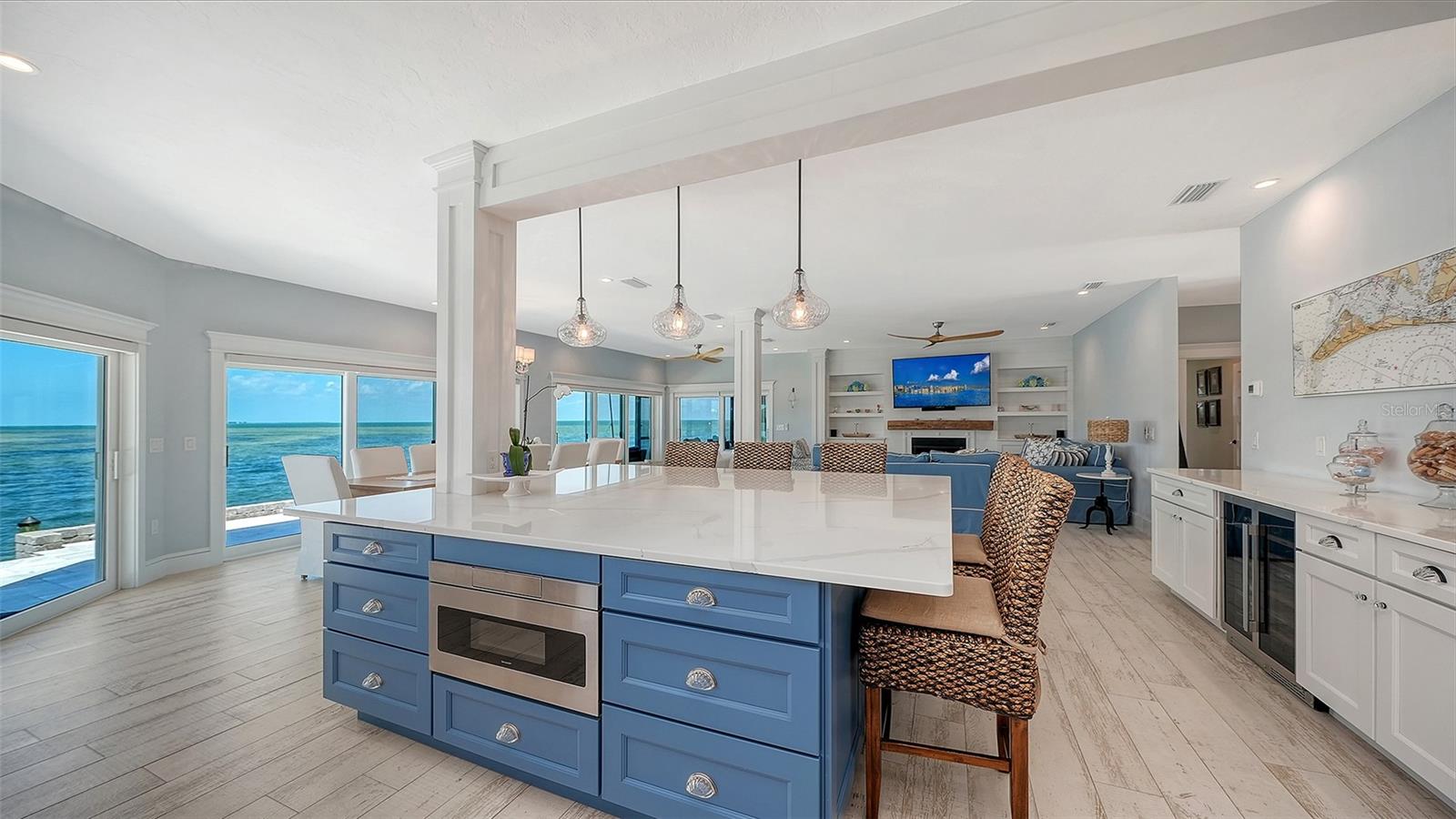 NORTH POINT HARBOUR UNIT THREE - Residential
