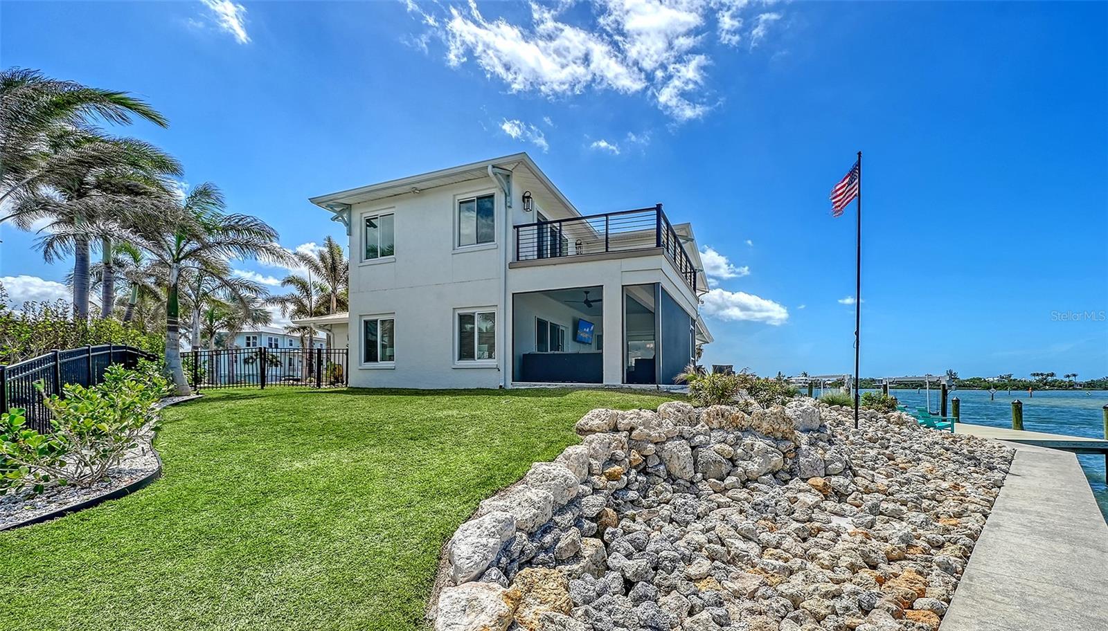 NORTH POINT HARBOUR UNIT THREE - Residential