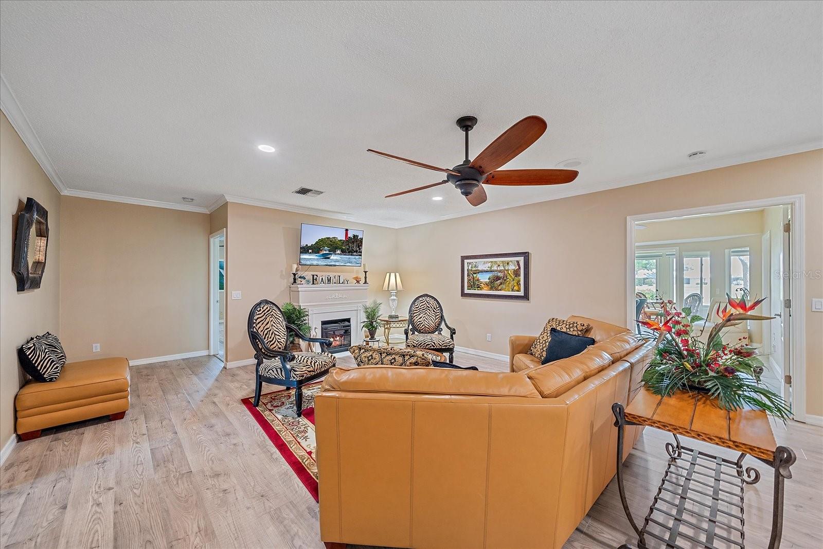 COLONY PLACE - Residential