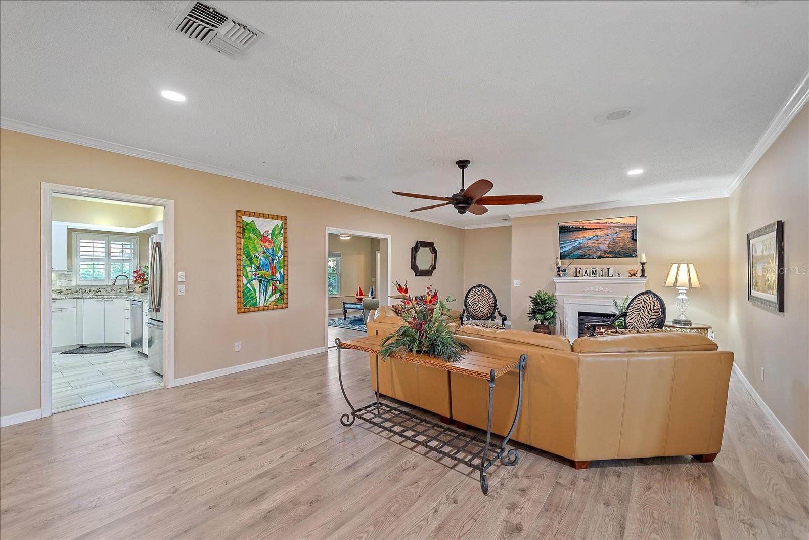 COLONY PLACE - Residential