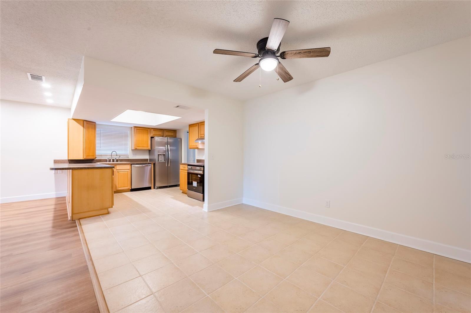 0Q6 NORTHDALE SECTION C UNIT NO 2 - Residential