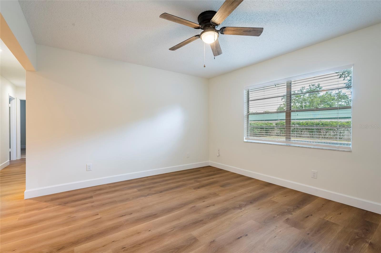 0Q6 NORTHDALE SECTION C UNIT NO 2 - Residential