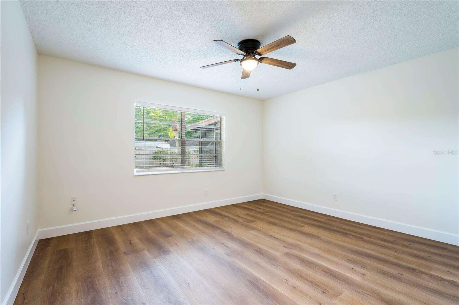 0Q6 NORTHDALE SECTION C UNIT NO 2 - Residential
