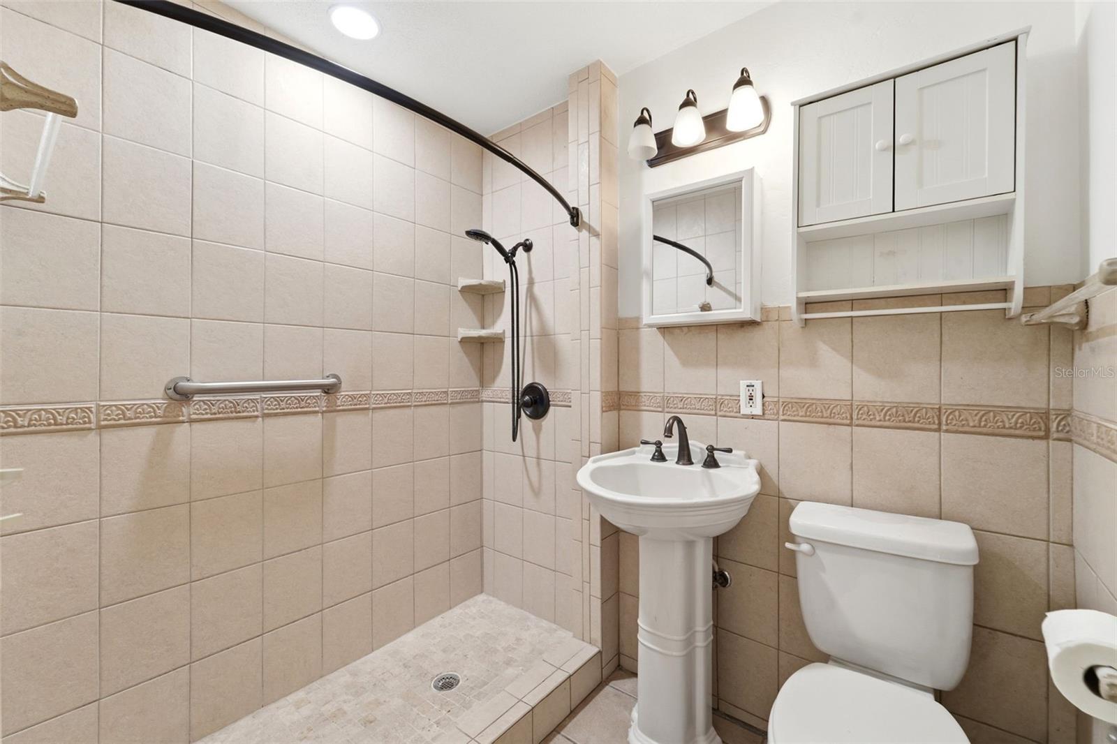SOUTHRIDGE CONDO A-C - Residential
