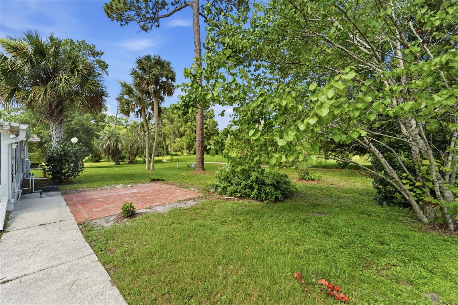 SOUTHRIDGE CONDO A-C - Residential