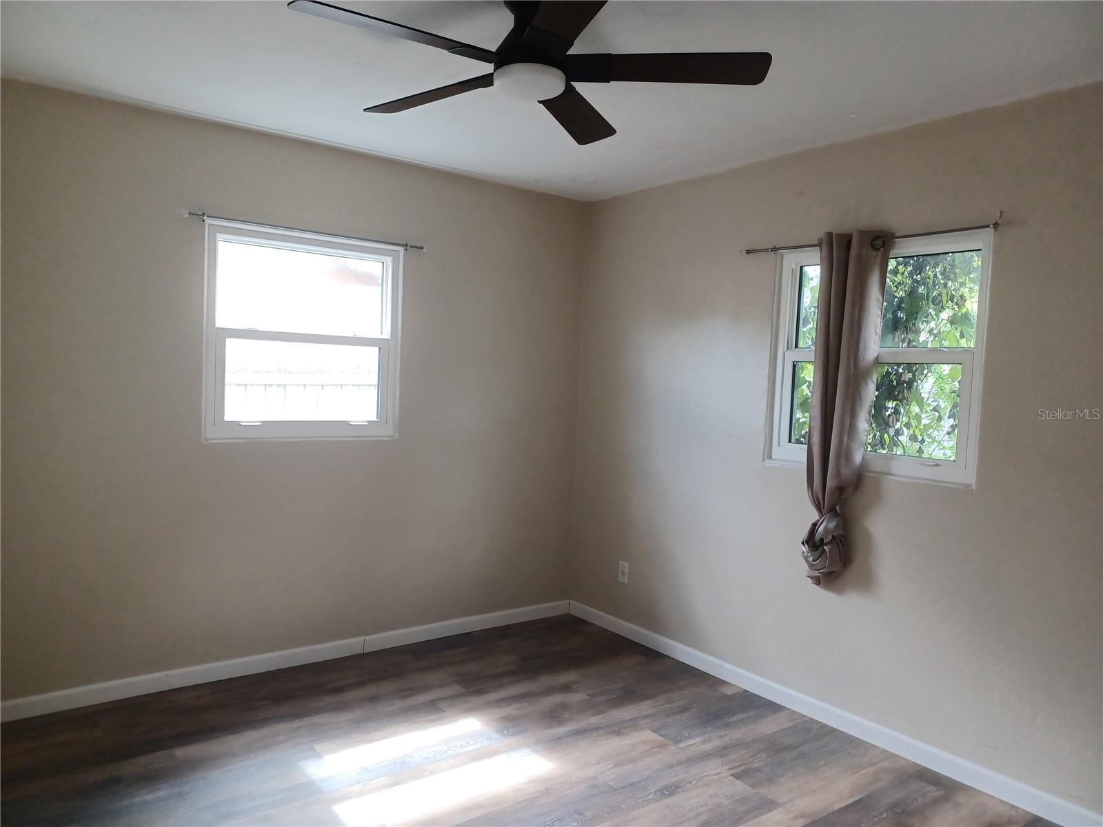 BAYOU MANOR 1ST ADD - Residential Lease