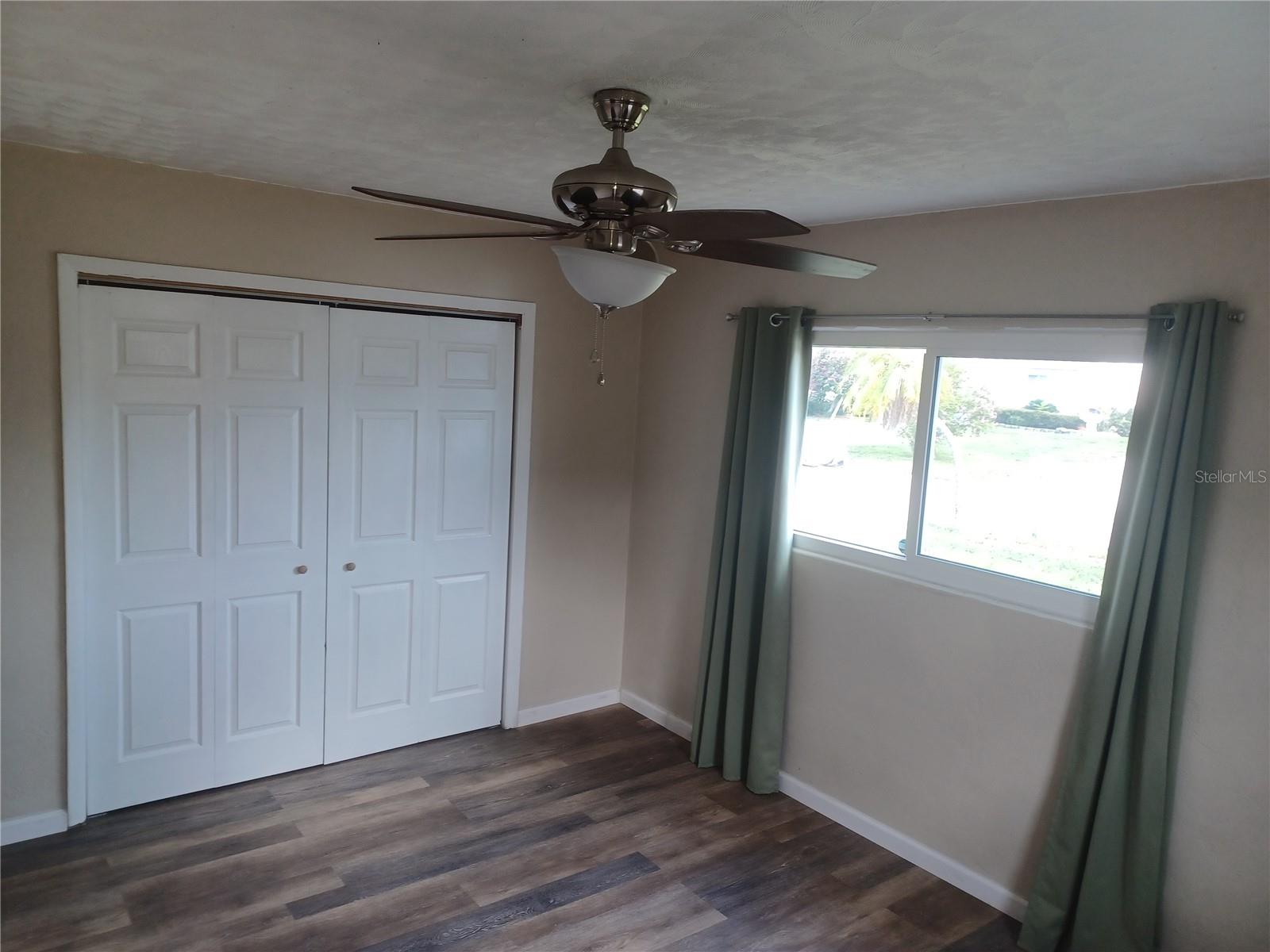 BAYOU MANOR 1ST ADD - Residential Lease