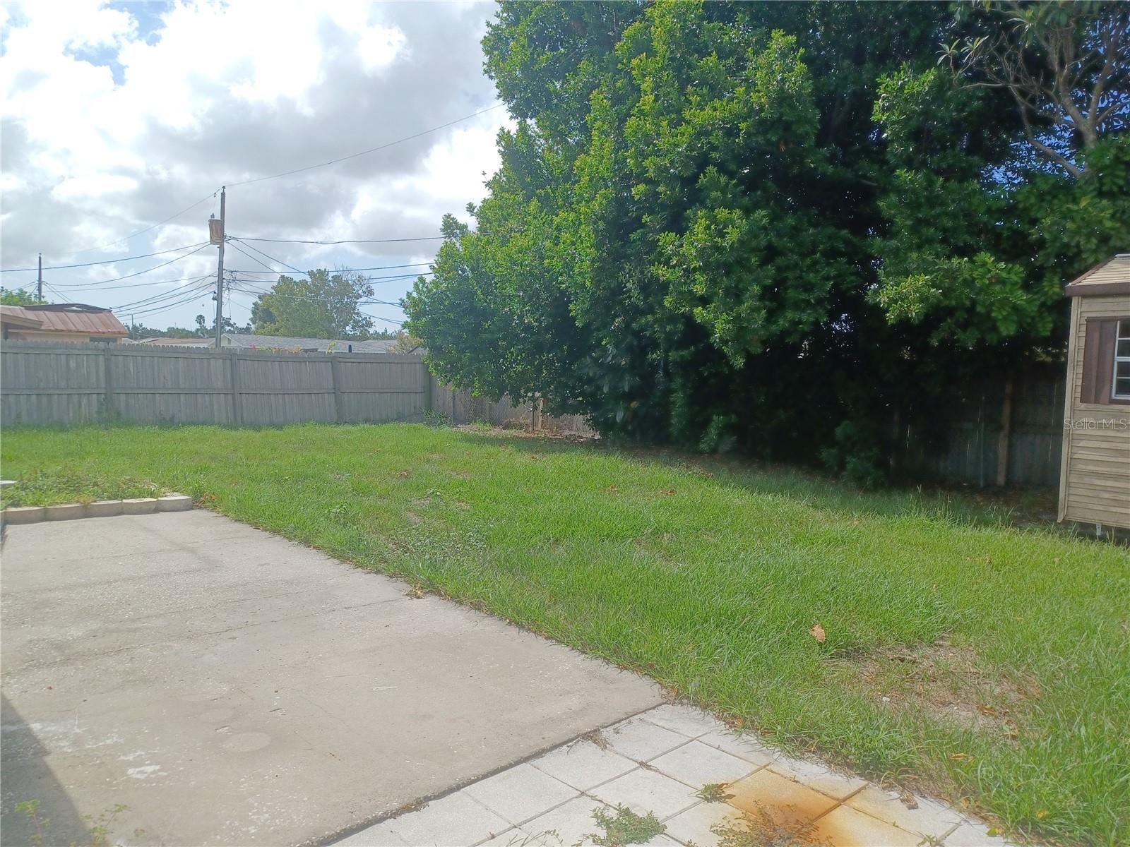 BAYOU MANOR 1ST ADD - Residential Lease