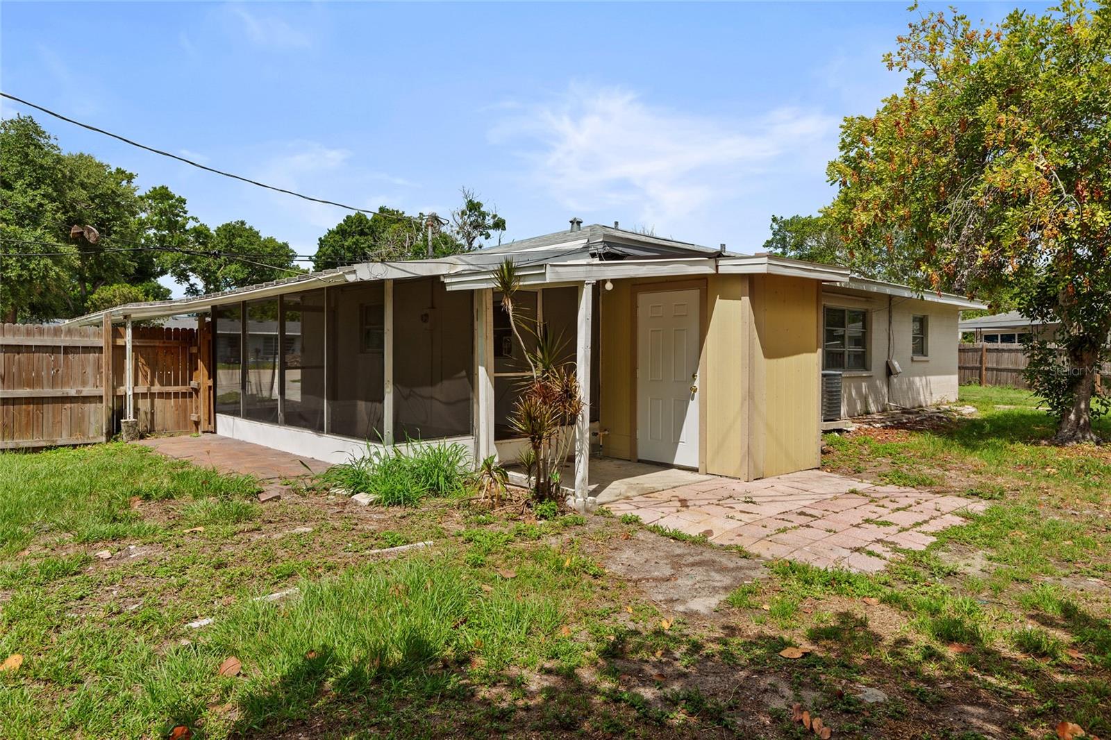 WORNS PARK - Residential