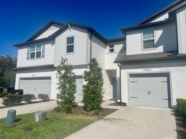 ALMOST New town home in Oakstead! Spacious open kitchen with light cabinets, solid countertops, stainless steel appliances, neutral tile through-out the first floor. Kitchen open to casual dining area and great room. Nice patio area with beautiful pond view! On the second level you will find the spacious owner's suite with generous closet space, private bath with dual sinks, and glass enclosed standing shower. Secondary bedroom is also really spacious and private with it's own bath. Washer/Dryer are included. Great Land O Lakes location within from I-75, Suncoast Parkway, restaurants, shopping, and nature trails.
Tenant may opt to get membership with Oakstead and utilize amenities with approved membership. NO pets please and January move in date so don't miss out!