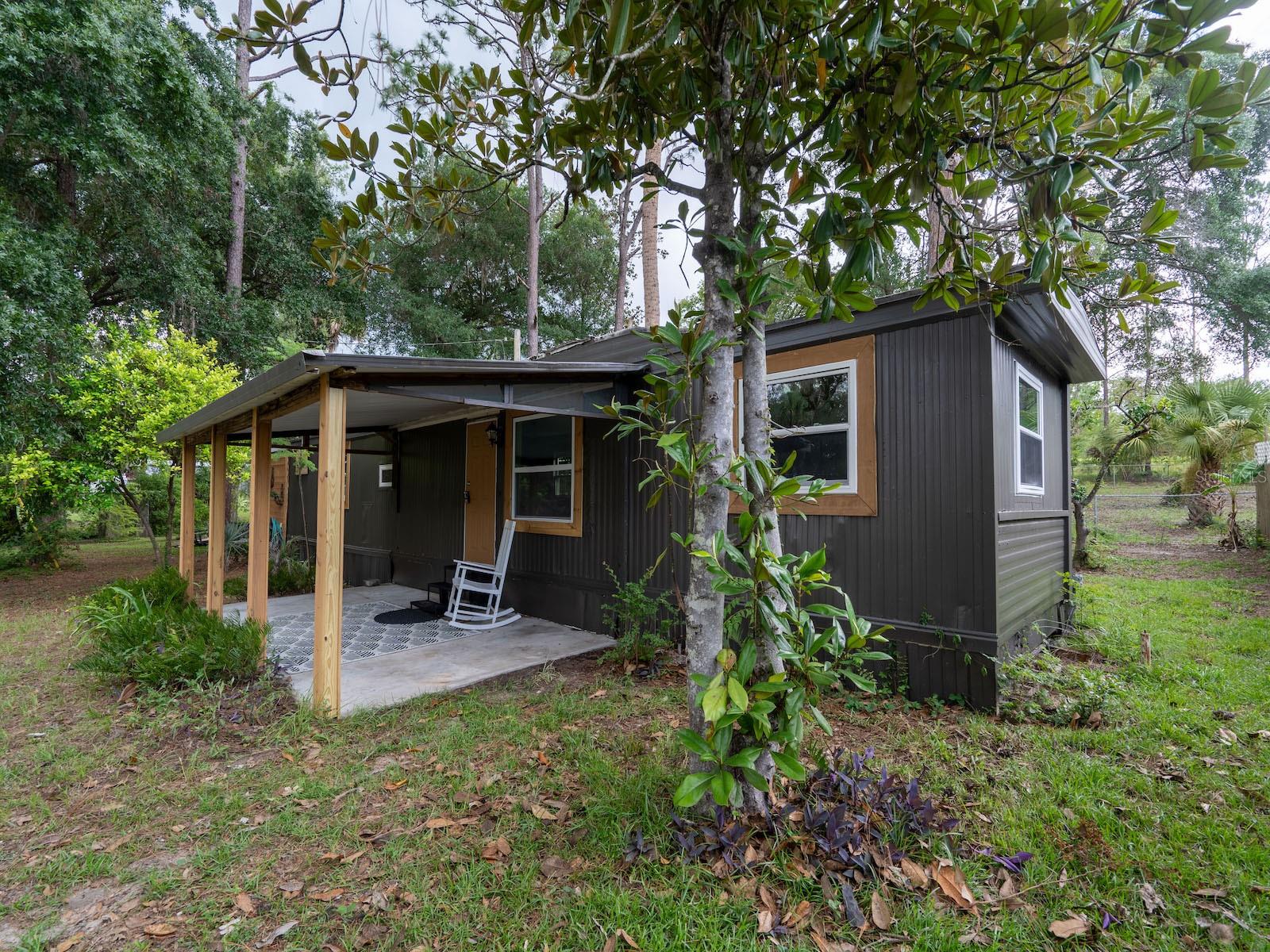 BUCKSKIN LAKE MANOR - Residential