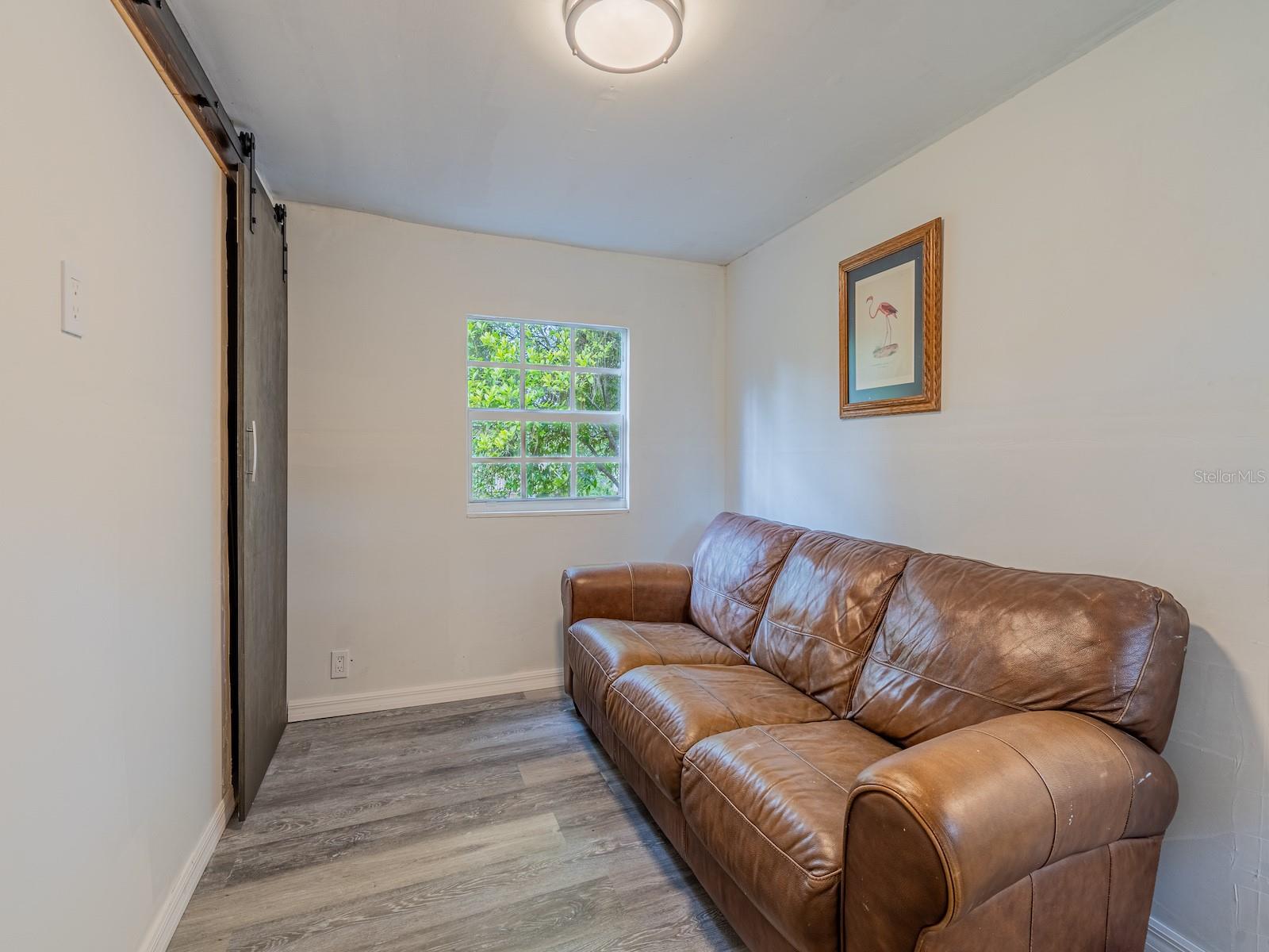 BUCKSKIN LAKE MANOR - Residential