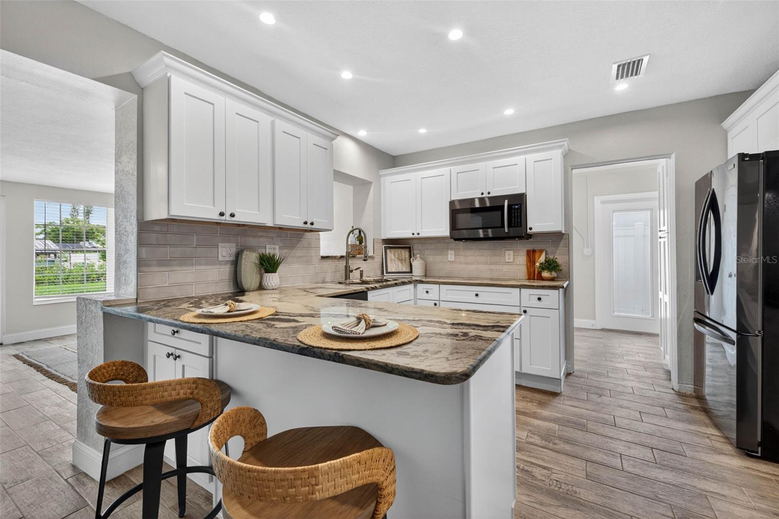 SHORE ACRES BUTTERFLY LAKE REP - Residential