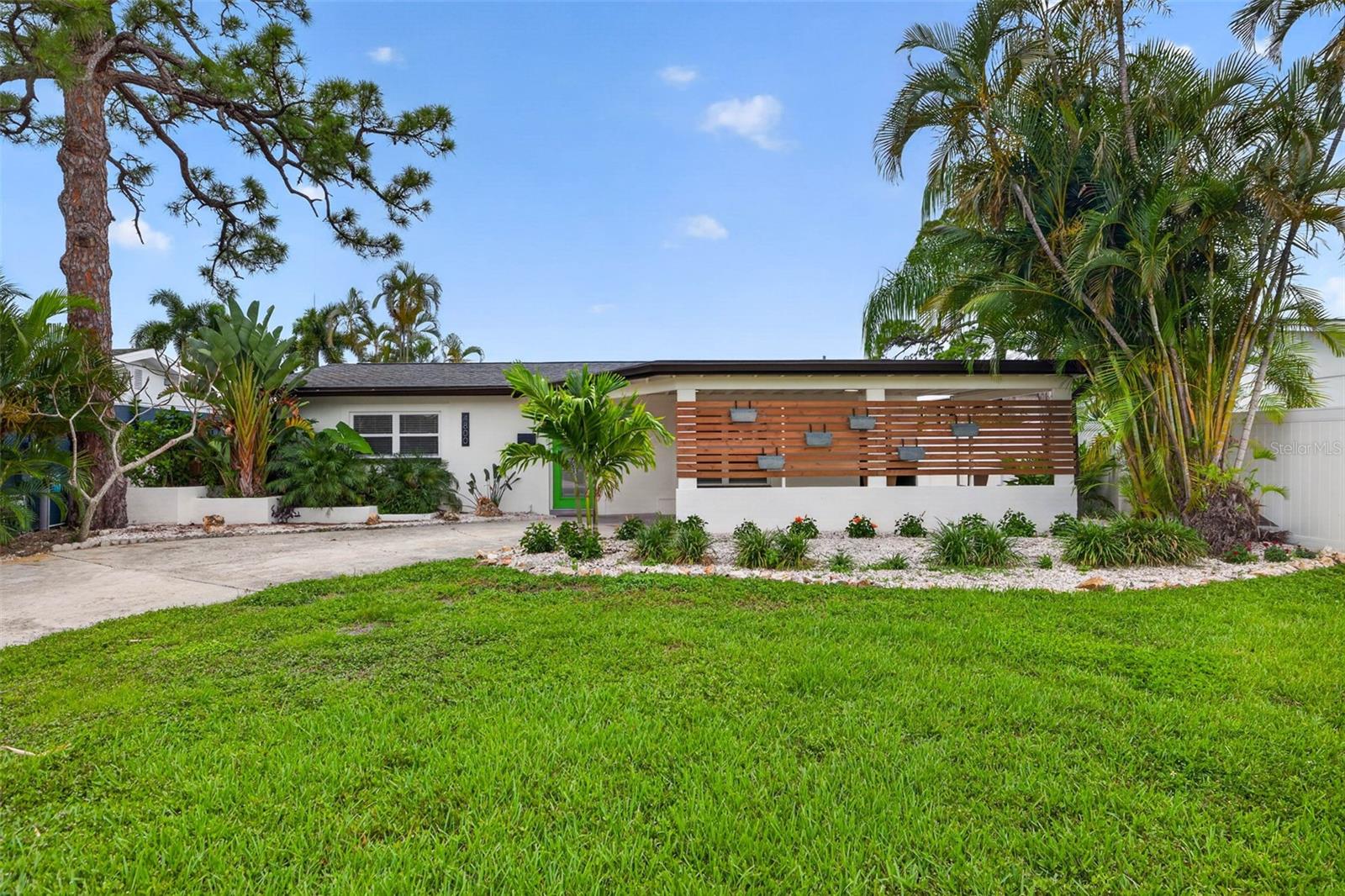 SHORE ACRES BUTTERFLY LAKE REP - Residential