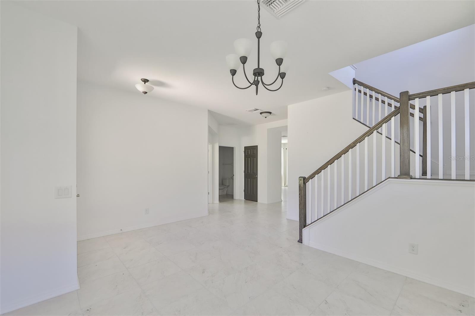 STARKEY RANCH VILLAGE 1 PH 3 - Residential Lease